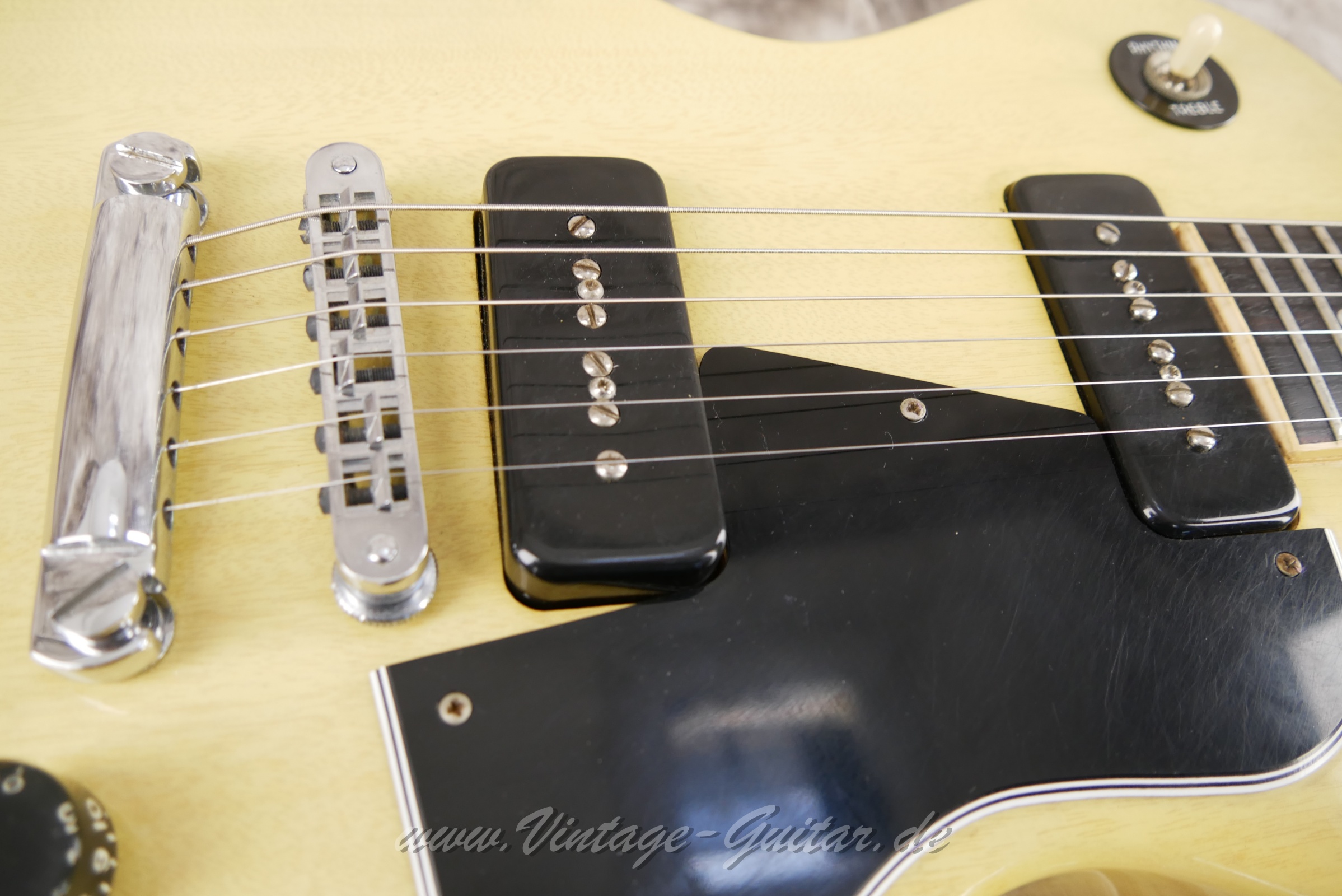 Gibson-Les-Paul-Special-TV-Yellow-1978-022.JPG