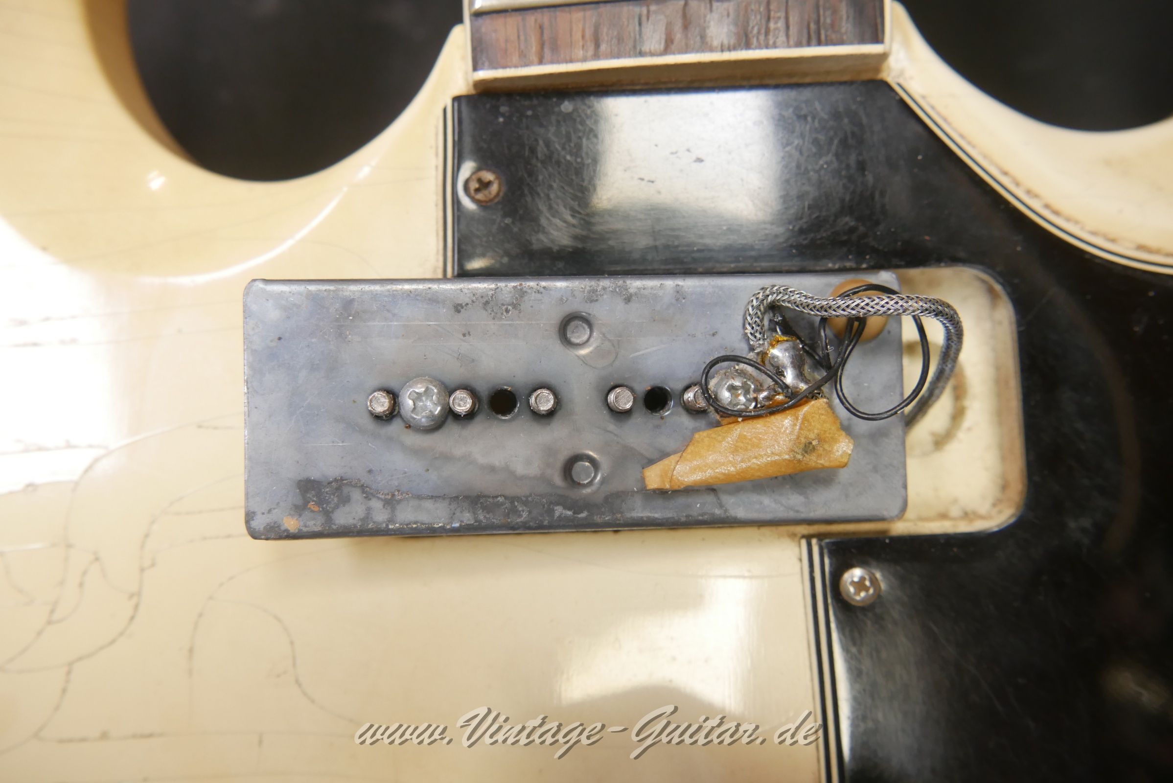 img/vintage/6363/gibson_sg_special_1964_white_USA-16.JPG
