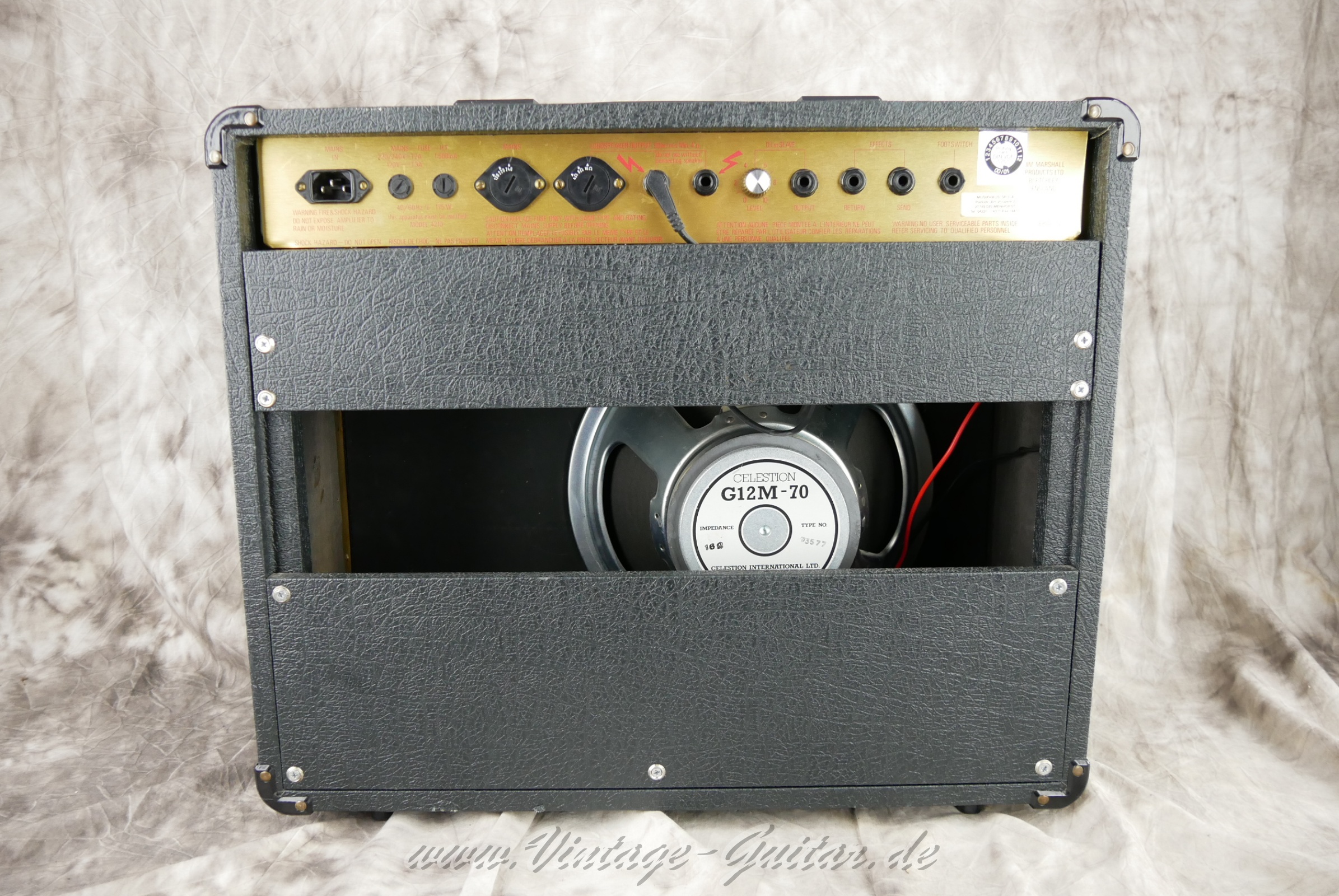 img/vintage/6364/marshall_jcm800_1988_combo_50w_lead_uk-02.jpg