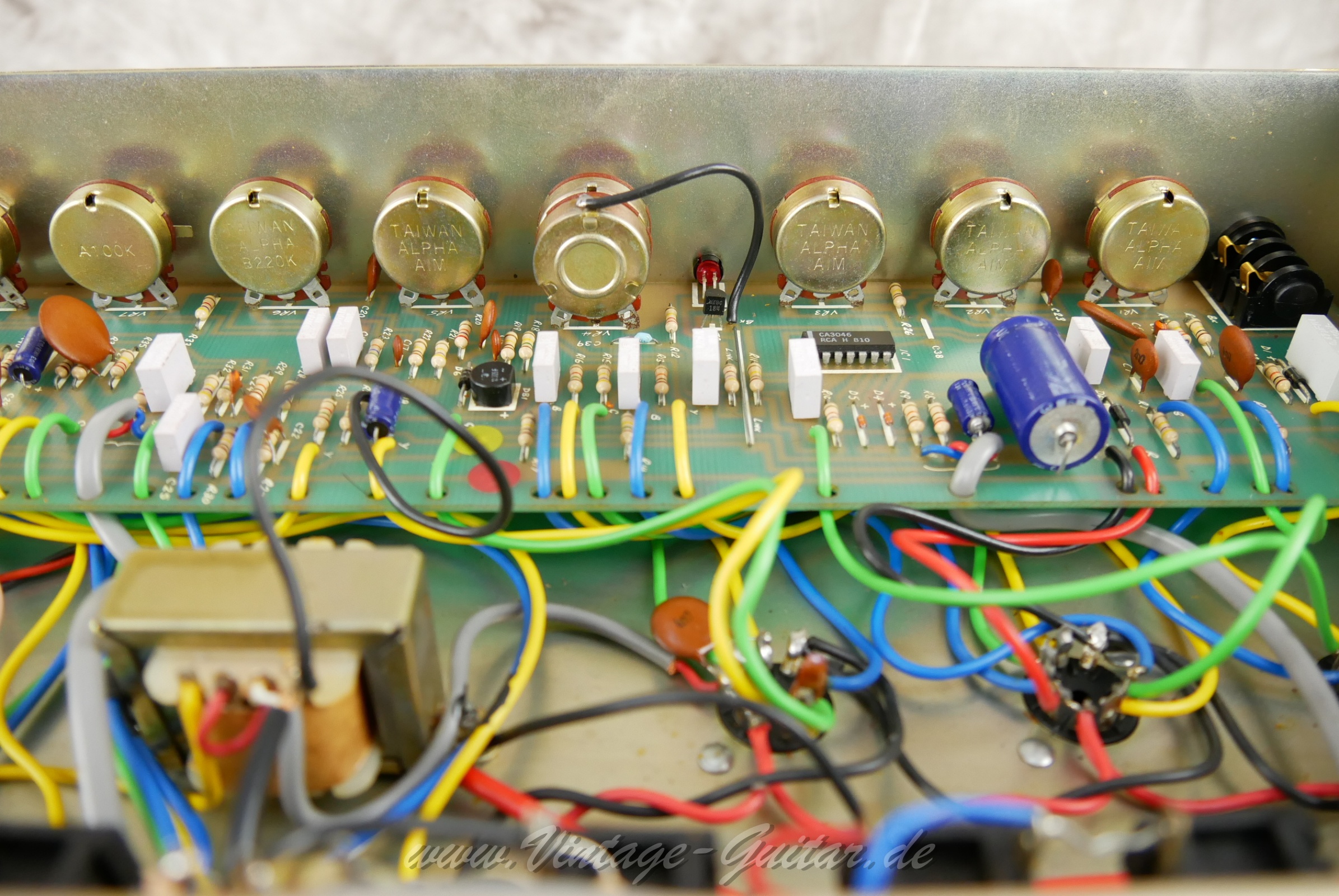 img/vintage/6364/marshall_jcm800_1988_combo_50w_lead_uk-16.jpg