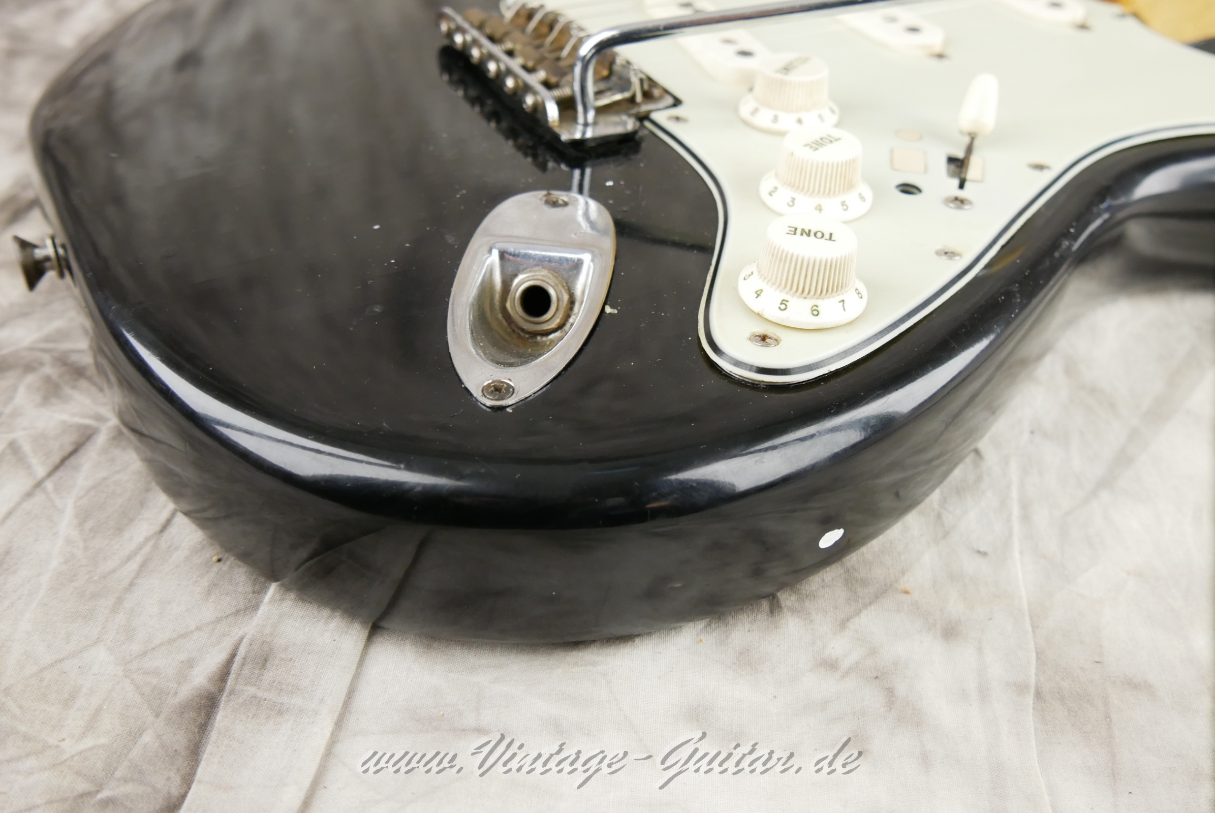 Fender-Stratocaster-1964-black-021.JPG