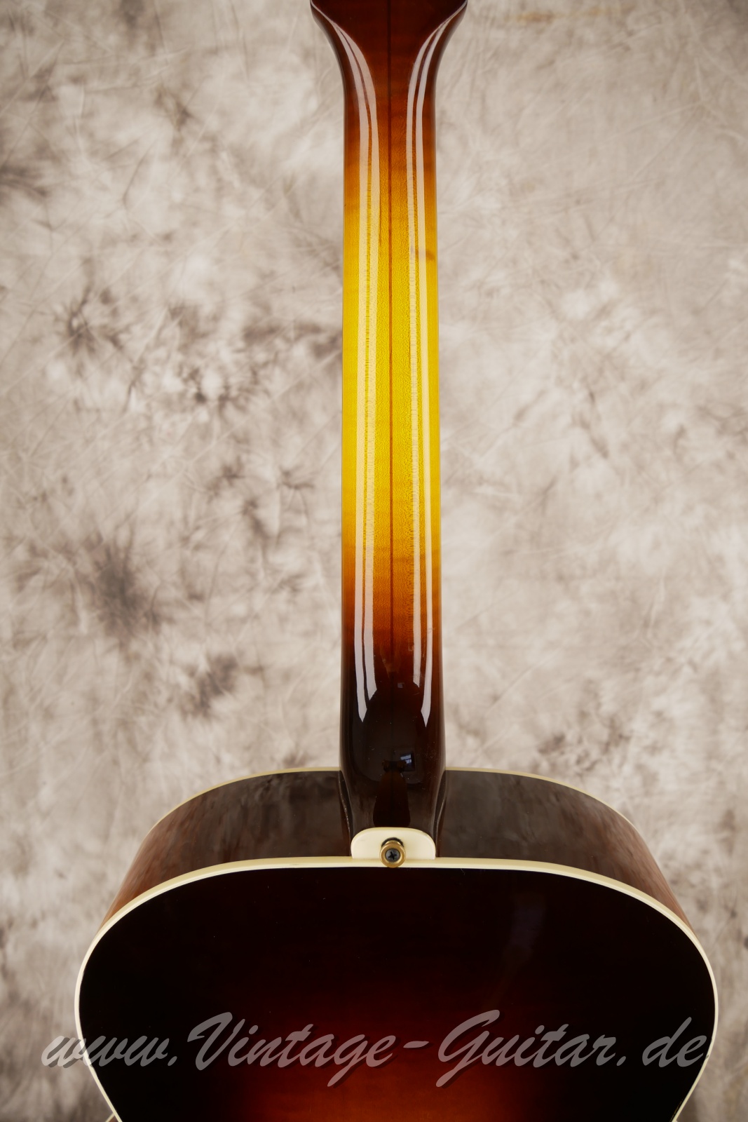 Guild_JF13-12_sunburst_1995-006.JPG
