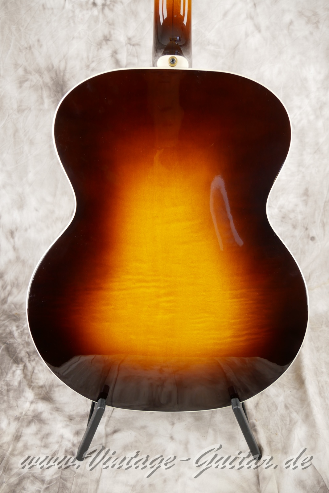 Guild_JF13-12_sunburst_1995-008.JPG