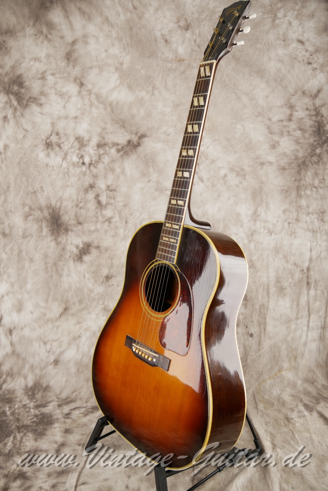 Gibson_SJ-50_1948-008.JPG