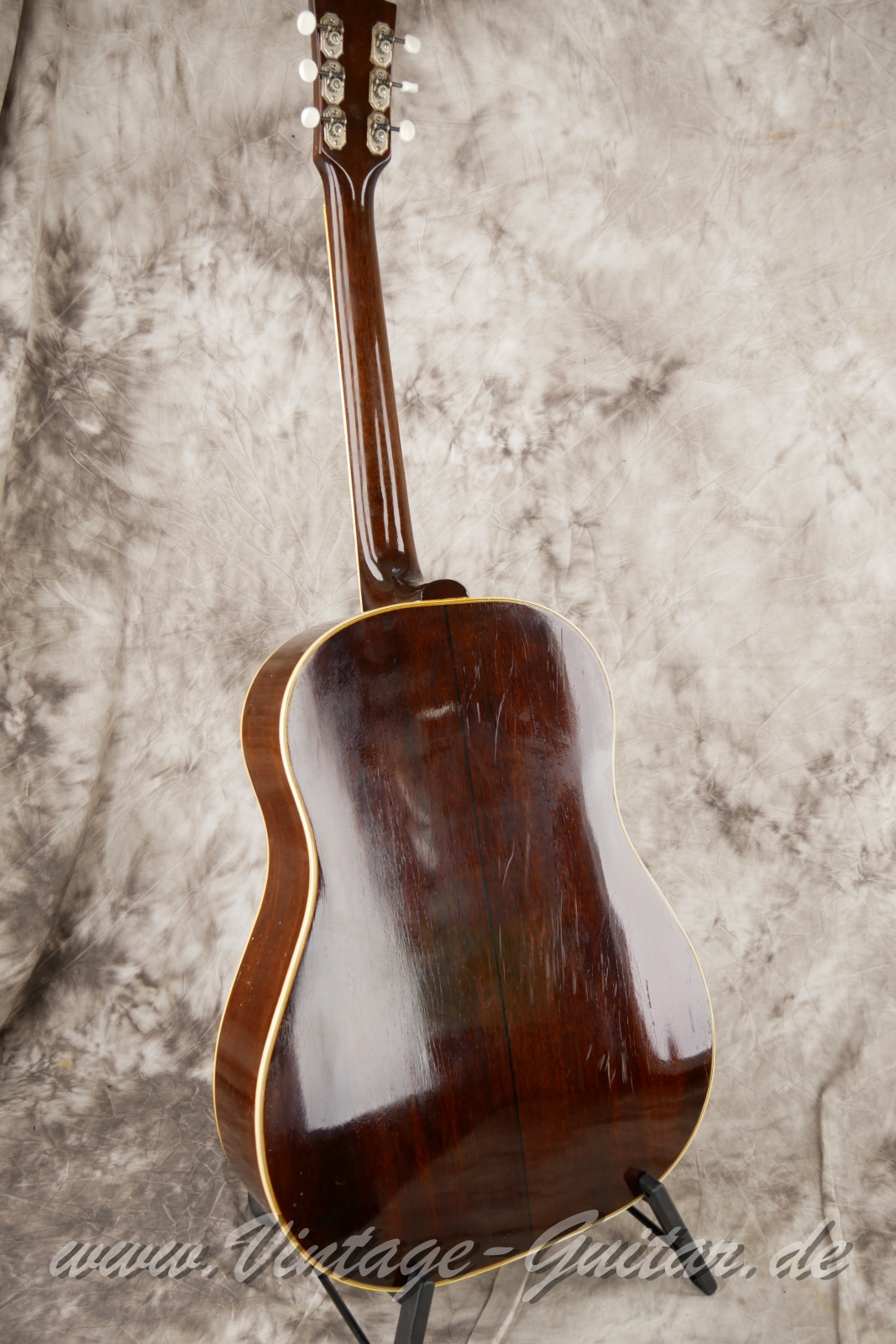 Gibson_SJ-50_1948-009.JPG