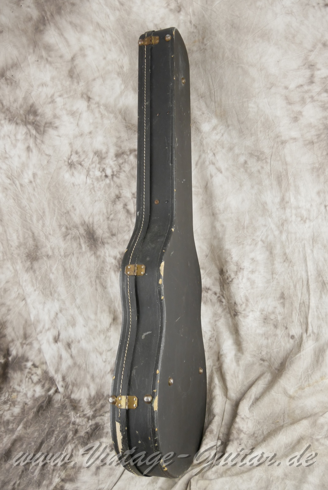Gibson-Case-1966-004.JPG