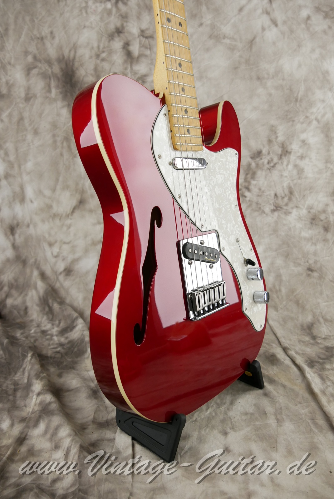 img/vintage/6407/Fender_Telecaster_Thinline_candy_apple_red_Mexico_2017-009.JPG