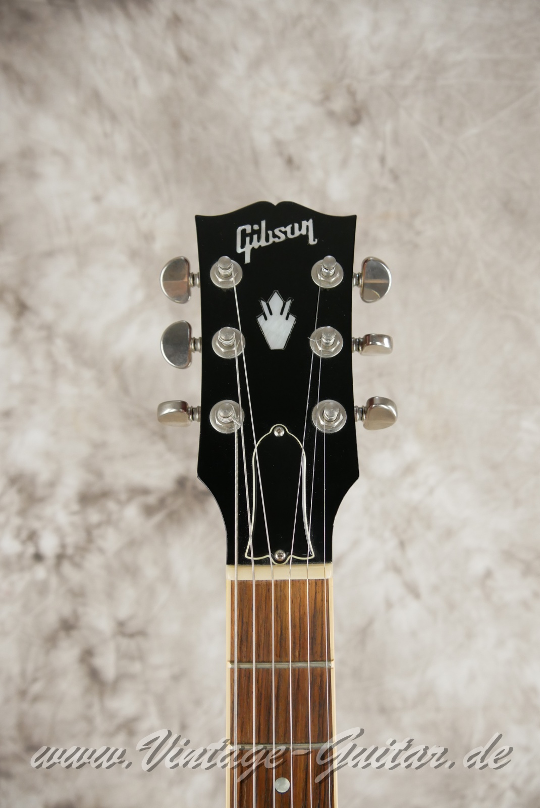 img/vintage/6408/Gibson_ES_335_cherry_sunburst_USA_2010-003.JPG