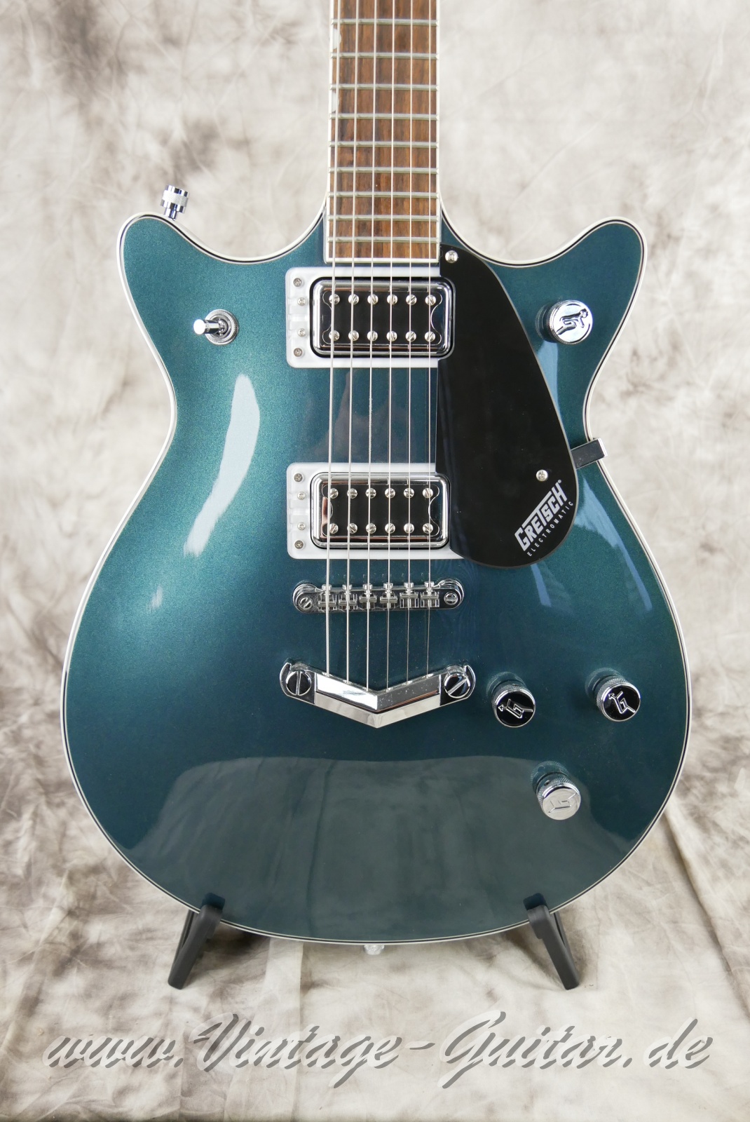 img/vintage/6409/Gretsch_G5222_Electromatic_Double_Jet_BT_V_Stoptail_Jade_Grey_Metallic_China_2019-007.JPG