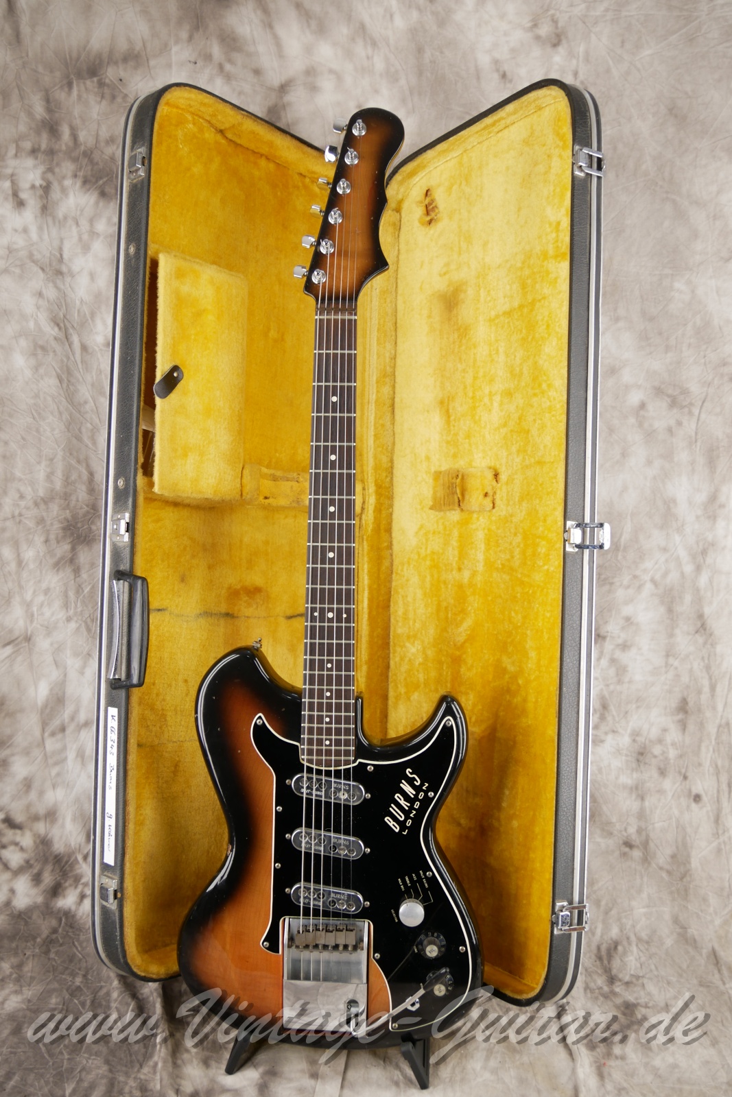 Burns-Split-Sonic-1962-024.JPG