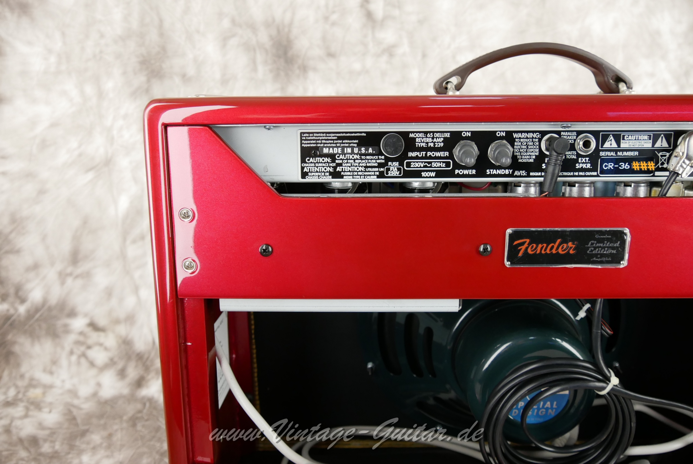 img/vintage/6414/Fender_Blues_Junior_black_panel_PR295_Mexico_2010-009.JPG