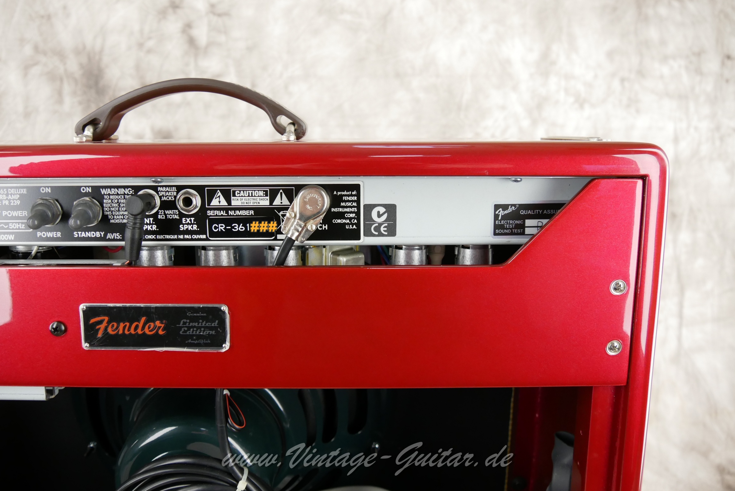 img/vintage/6414/Fender_Blues_Junior_black_panel_PR295_Mexico_2010-010.JPG