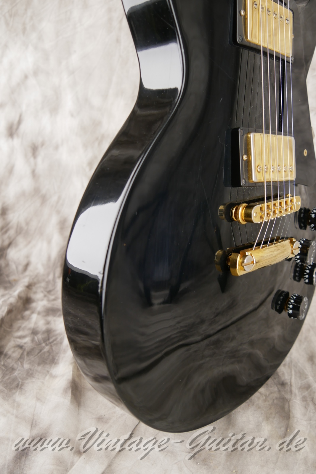 Gibson-Les-Paul-Studio-1993-black-014.JPG