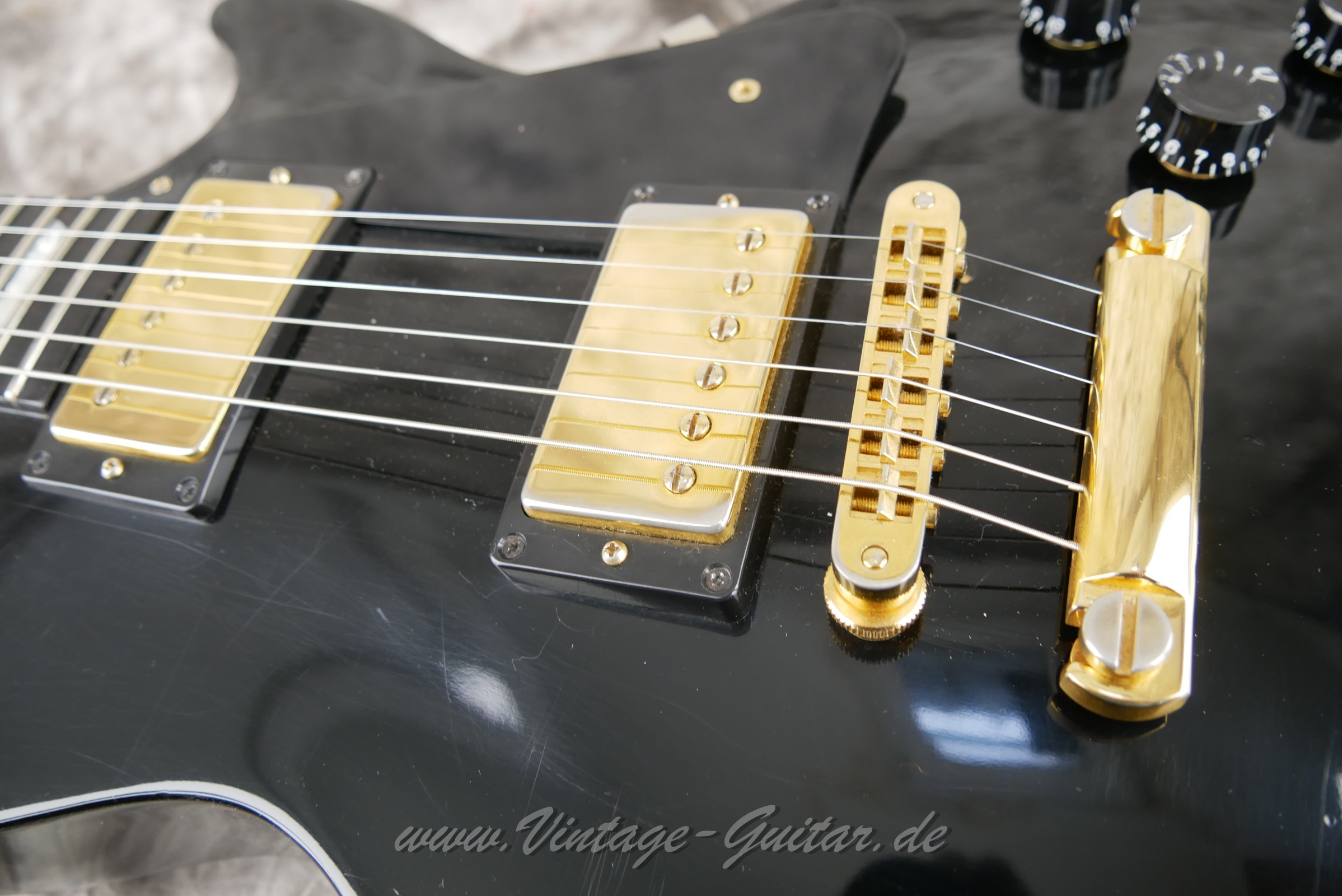 Gibson-Les-Paul-Studio-1993-black-018.JPG