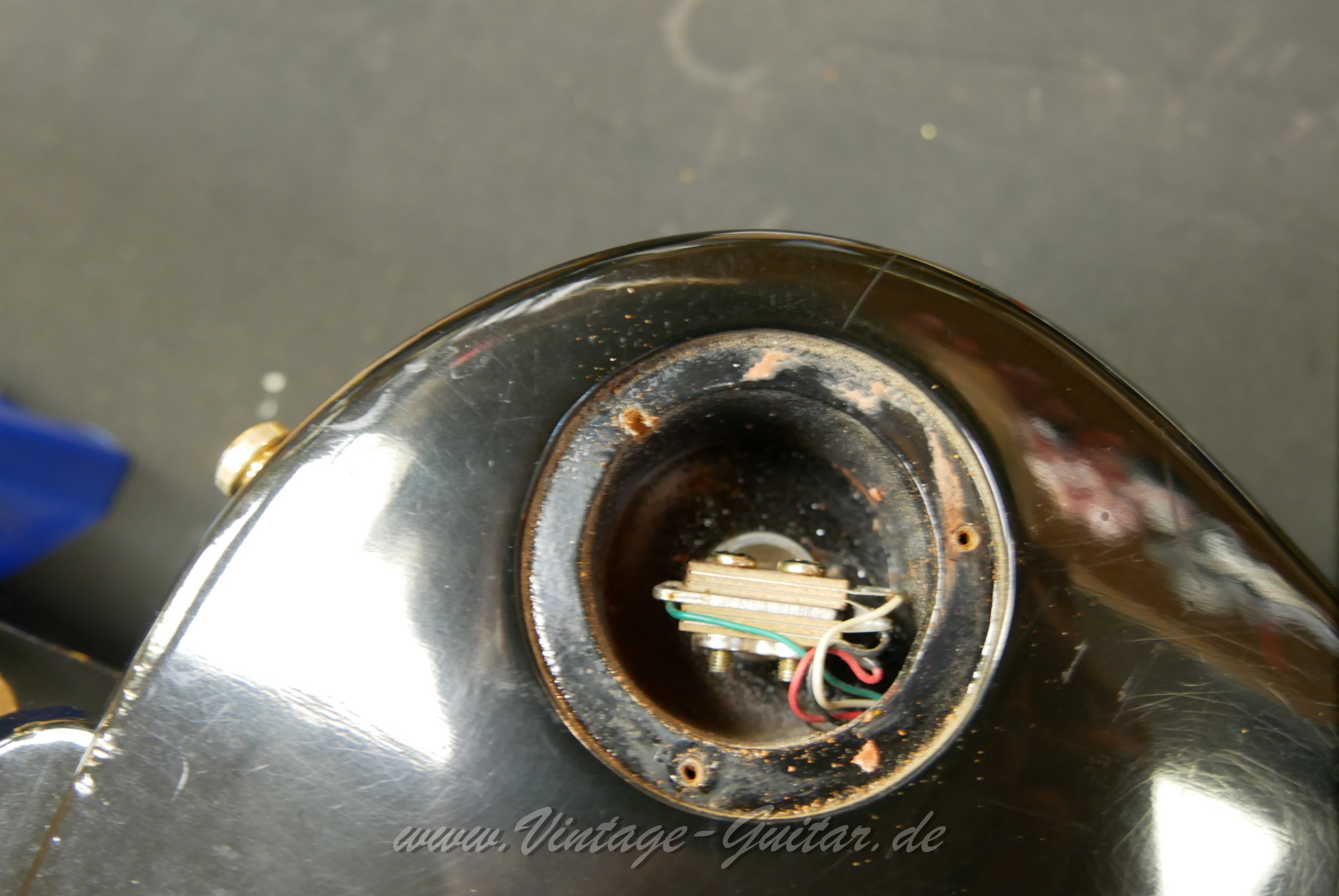 Gibson-Les-Paul-Studio-1993-black-020003.JPG