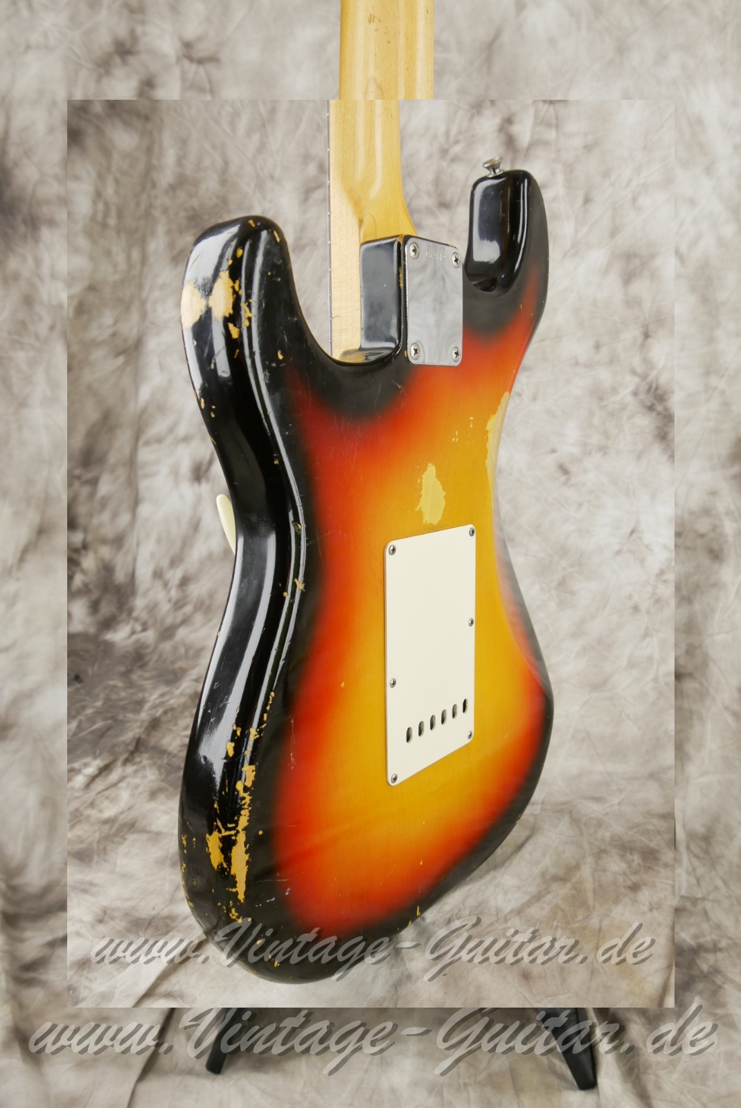 Fender-Stratocaster-1964-sunburst-004.JPG