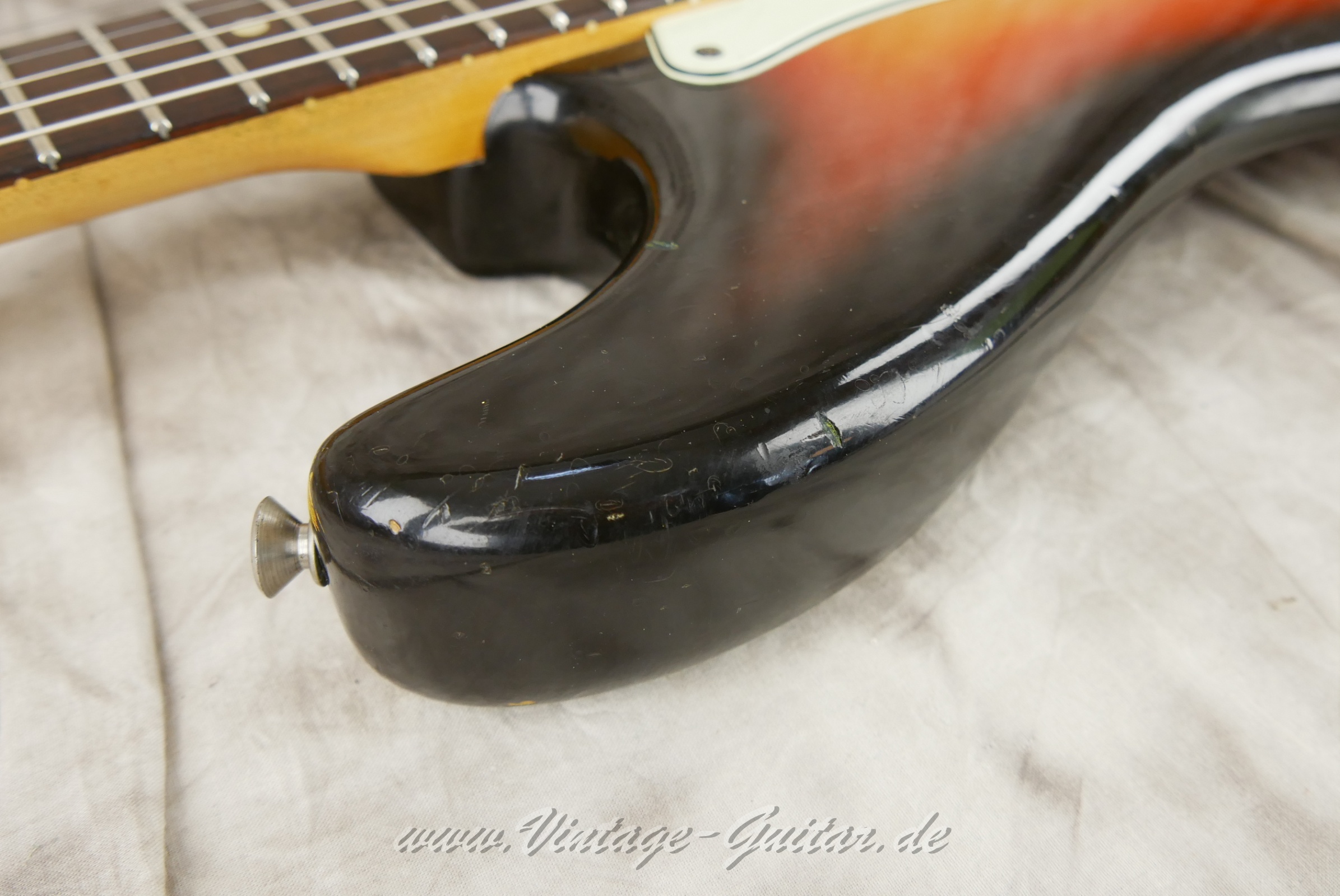 Fender-Stratocaster-1964-sunburst-018.JPG