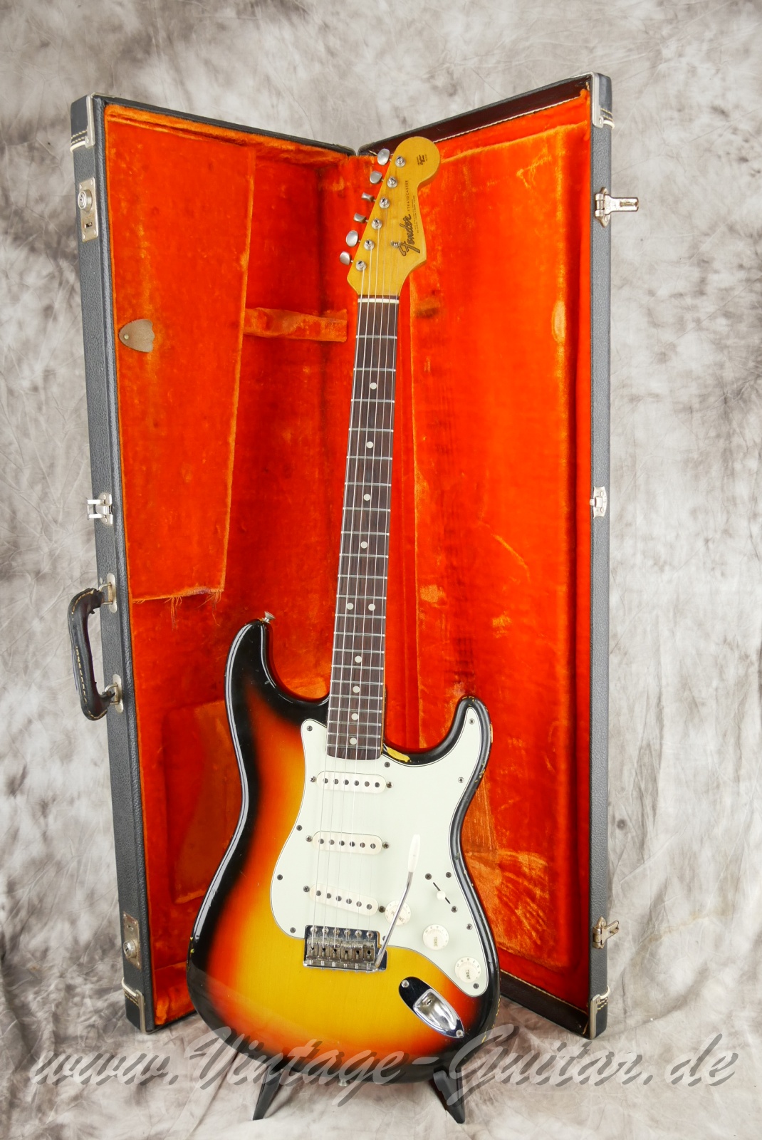 Fender-Stratocaster-1964-sunburst-024.JPG