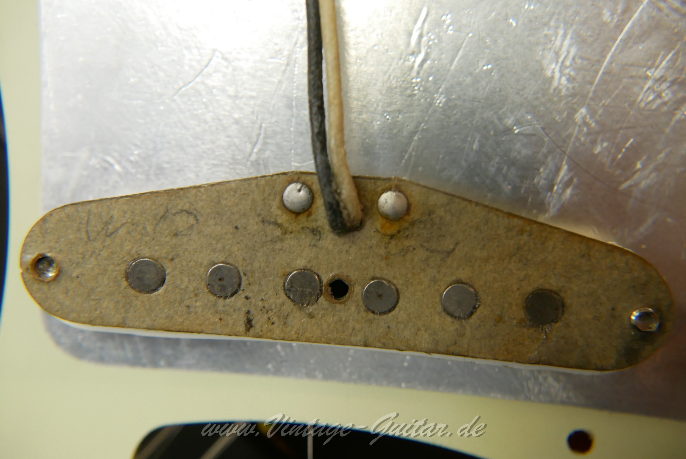 Fender-Stratocaster-1964-sunburst-033.JPG