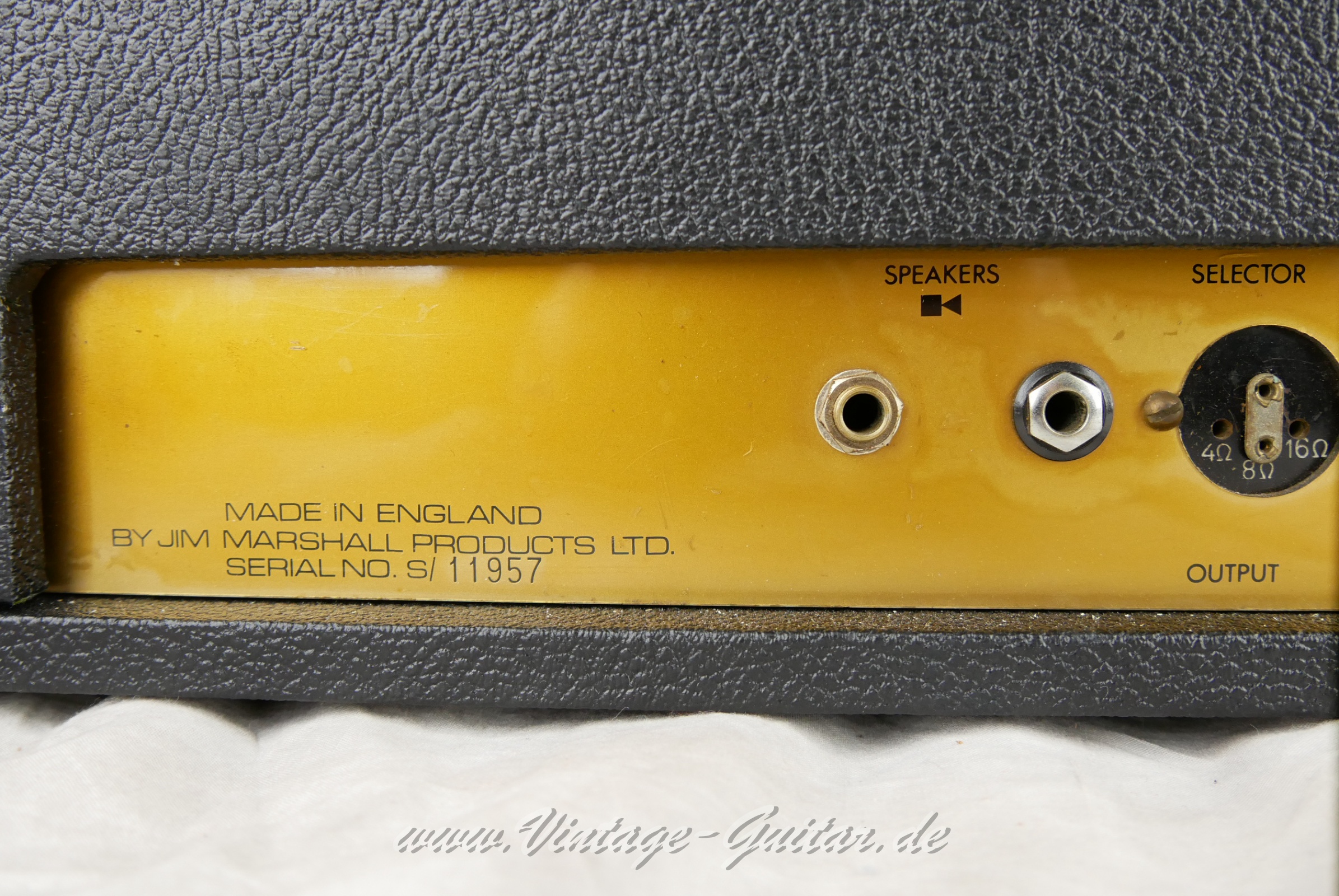 Marshall-Model-1986-Plexi-Bass-1968--004.JPG