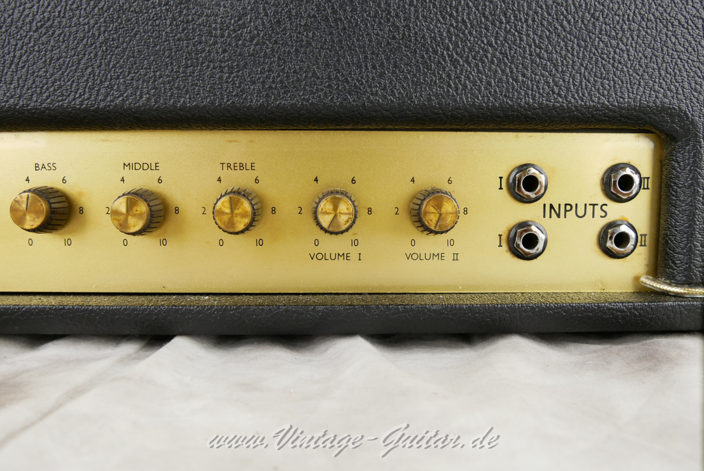 Marshall-Model-1986-Plexi-Bass-1968--007.JPG