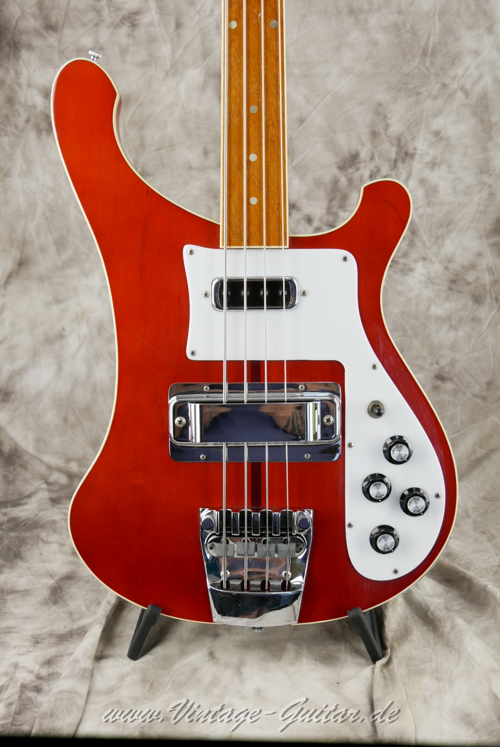 Rickenbacker_4001_FL_1978002.JPG