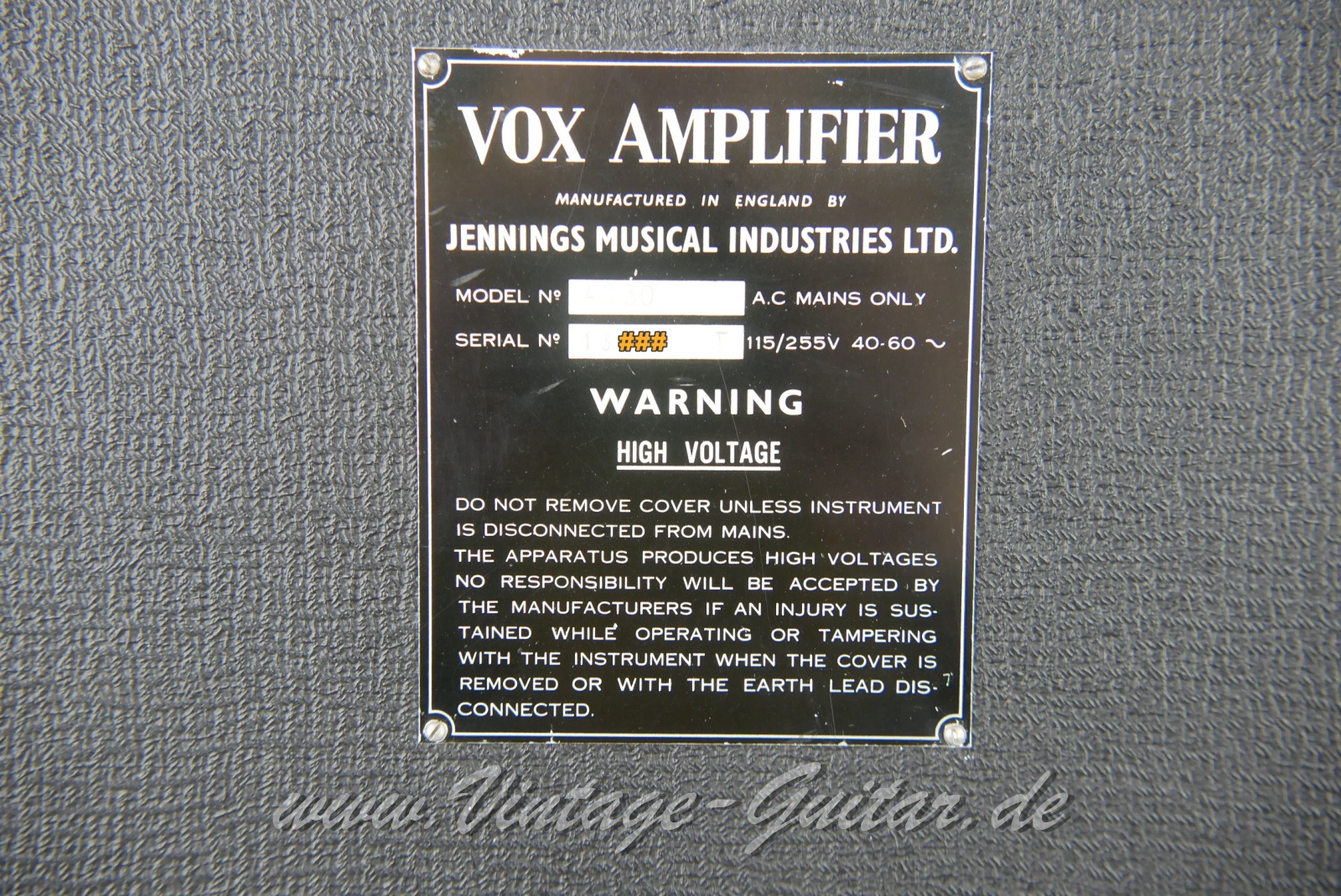 Vox_AC_30_Treble_copper_panel_blue_bulldog_GB_1964-017.JPG