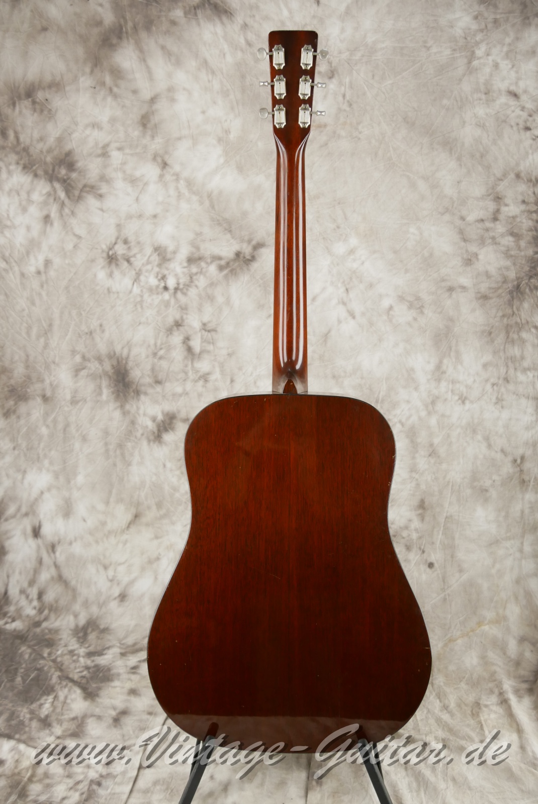 Martin_D_18_natural_1956-002.JPG