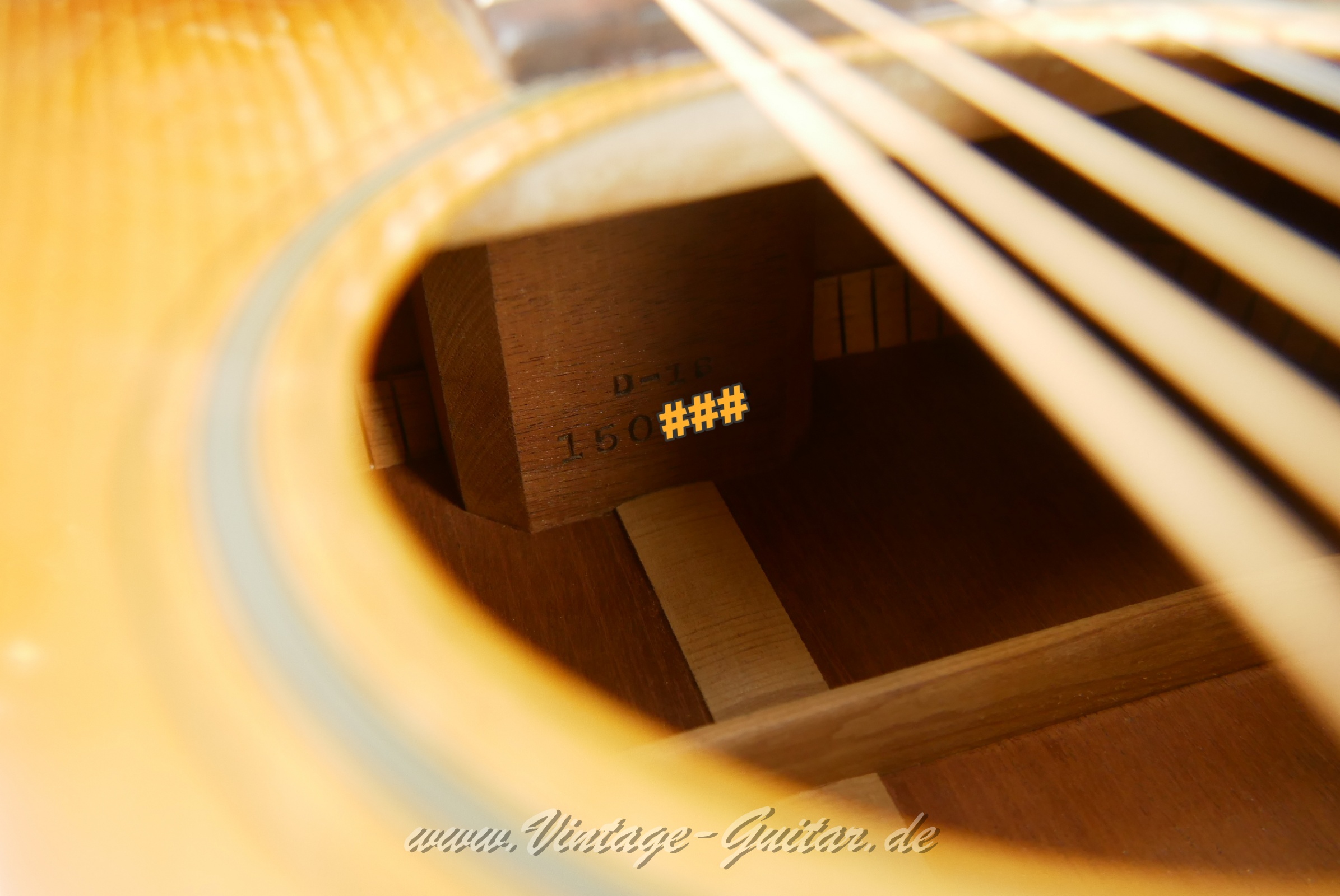 Martin_D_18_natural_1956-013.JPG