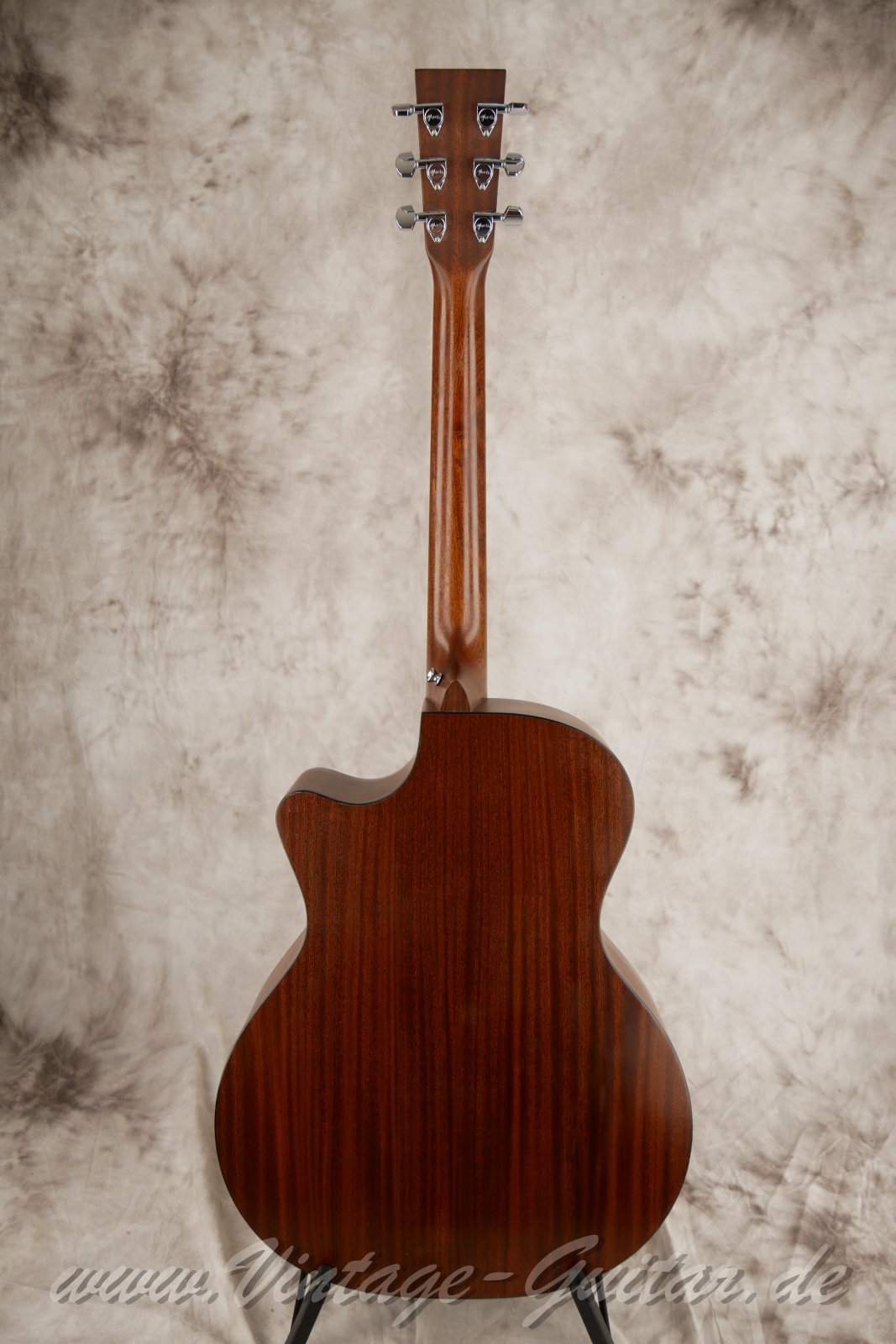 martin_gpc_pa4_2015_natural_USA-002.jpg