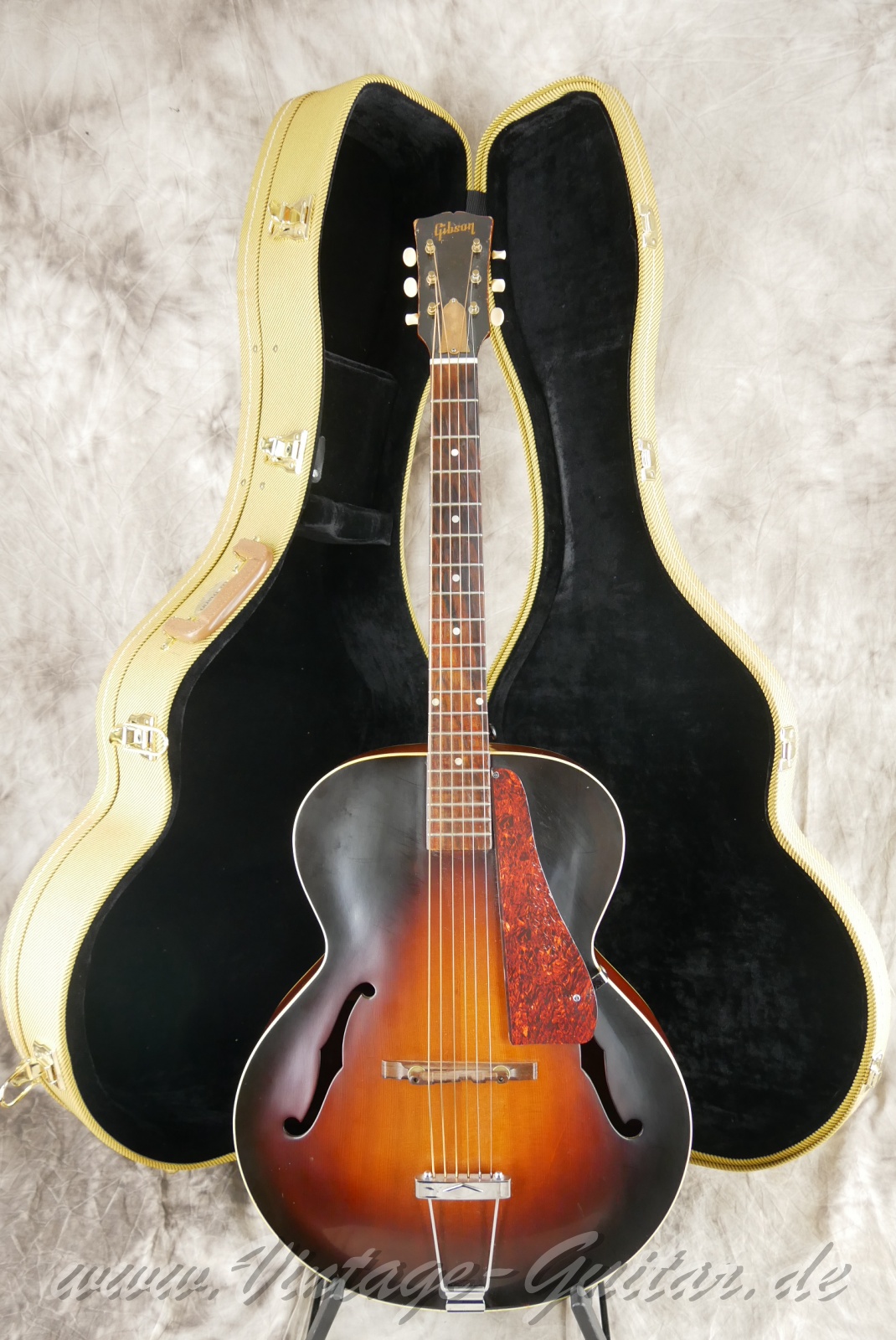 Gibson_l48_1950_USA_sunburst-014.jpg