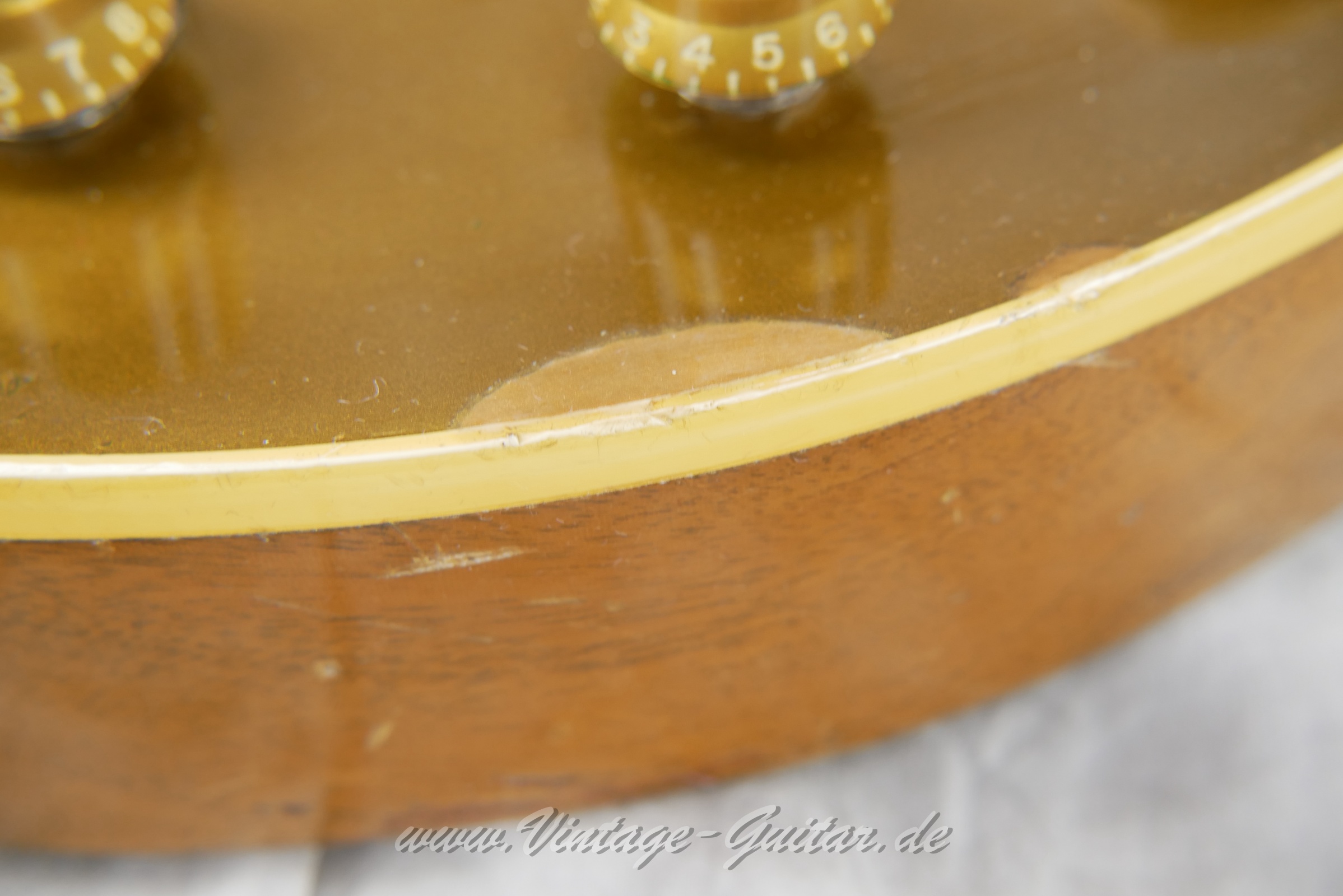 Gibson-Les-Paul-Goldtop-1953-019.JPG