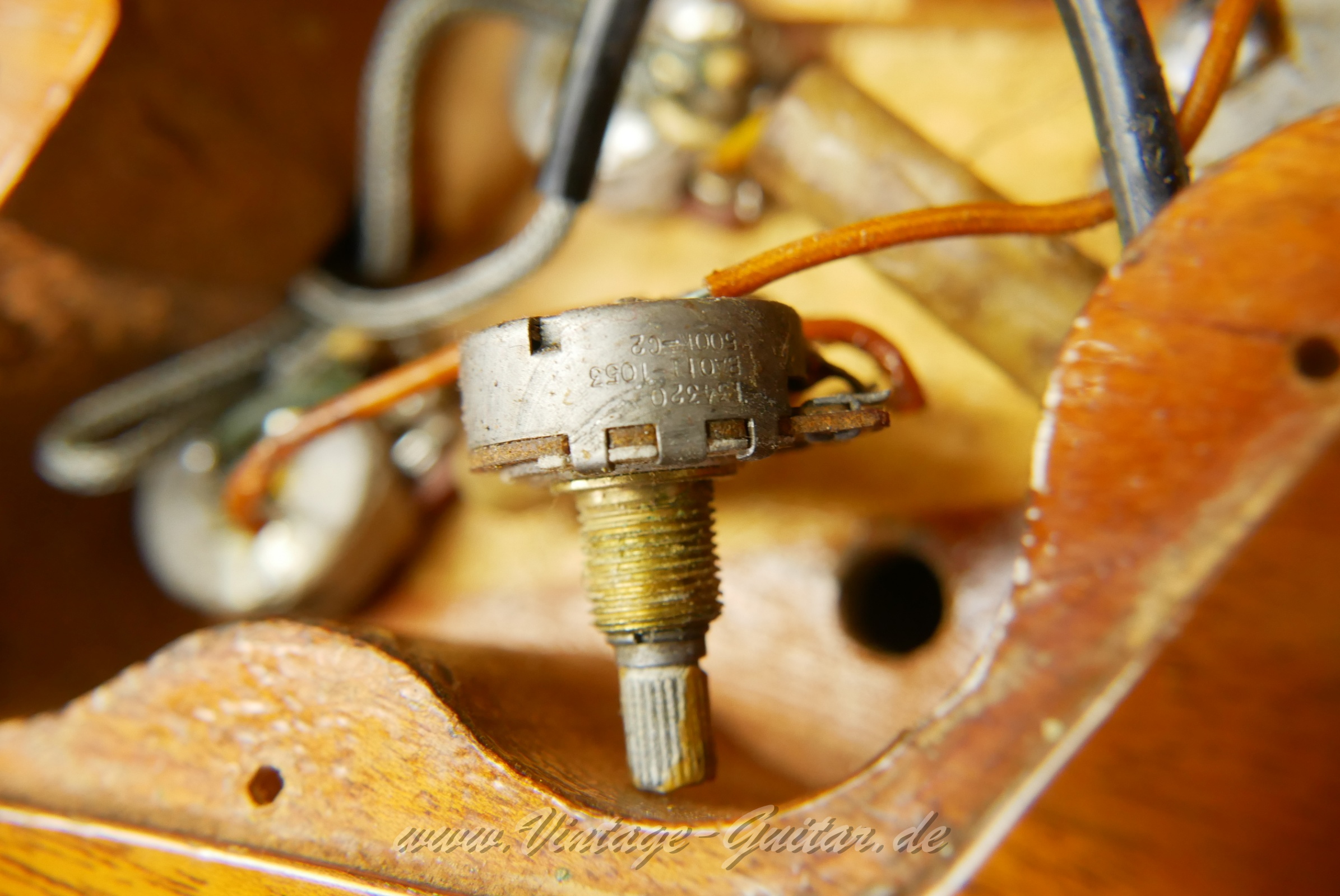 Gibson-Les-Paul-Goldtop-1953-034.JPG
