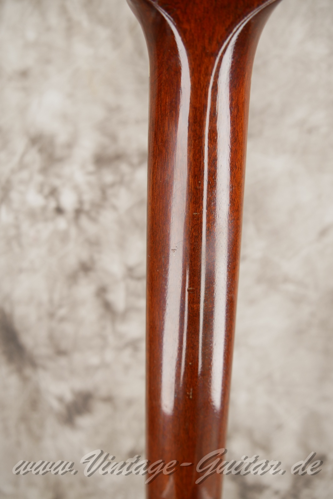 Gibson-J-35-1939-pre-war-008.JPG