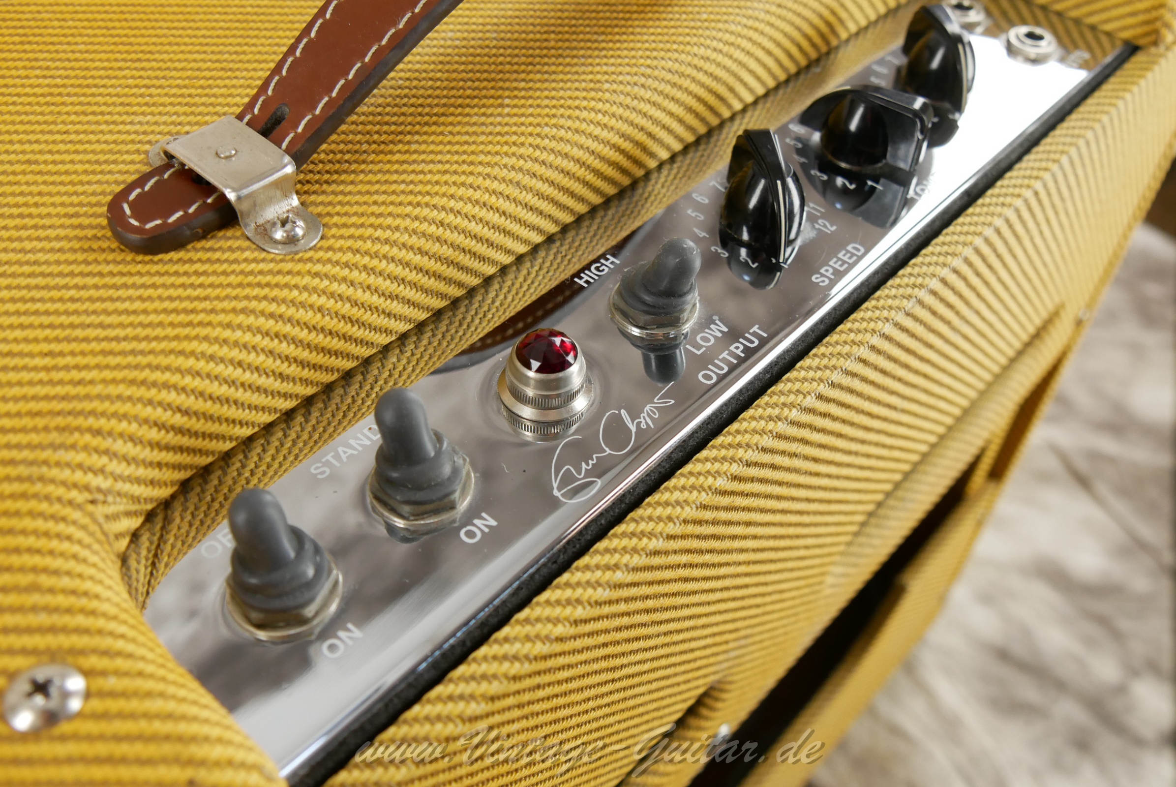 img/vintage/6451/fender_tweed_tremolux_eric_clapton_2013_usa-007.jpg