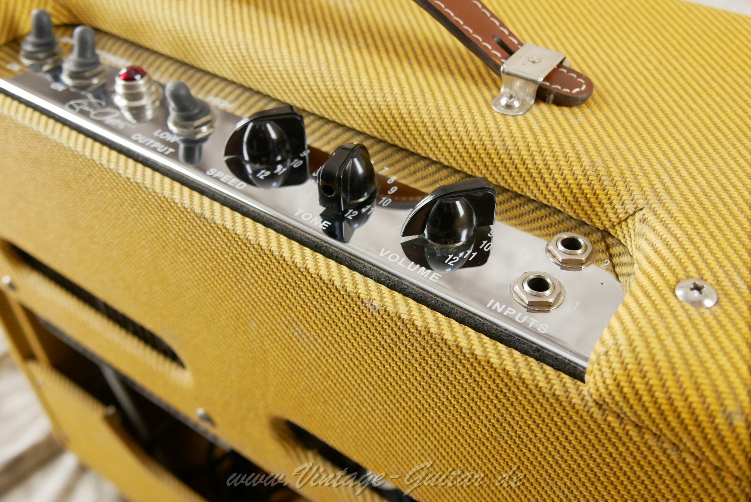 img/vintage/6451/fender_tweed_tremolux_eric_clapton_2013_usa-008.jpg