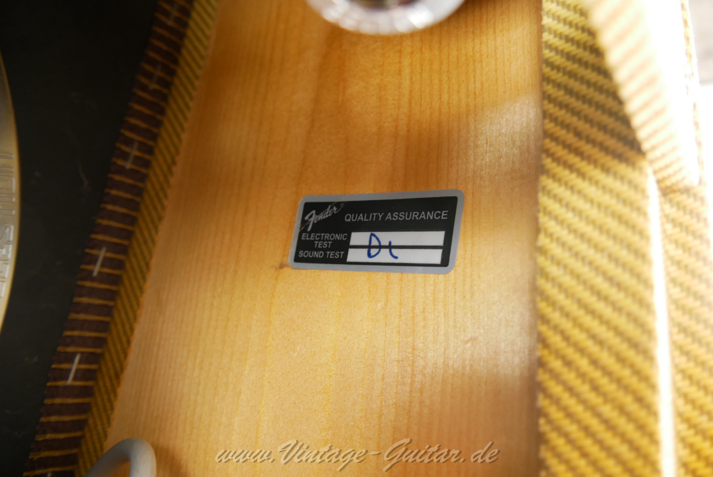 img/vintage/6451/fender_tweed_tremolux_eric_clapton_2013_usa-014.jpg