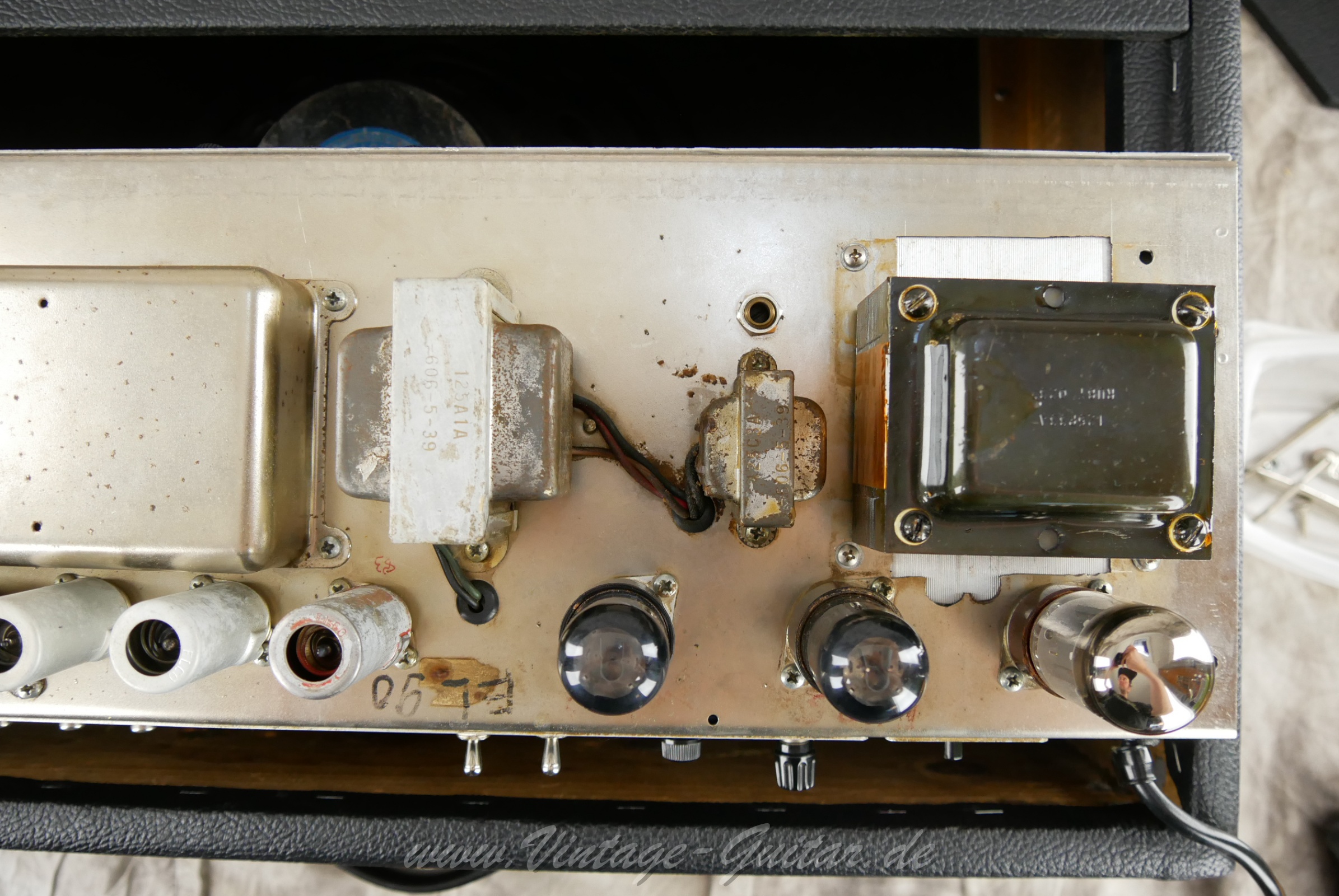 fender_deluxe_reverb_blackface_1965_usa-009.jpg