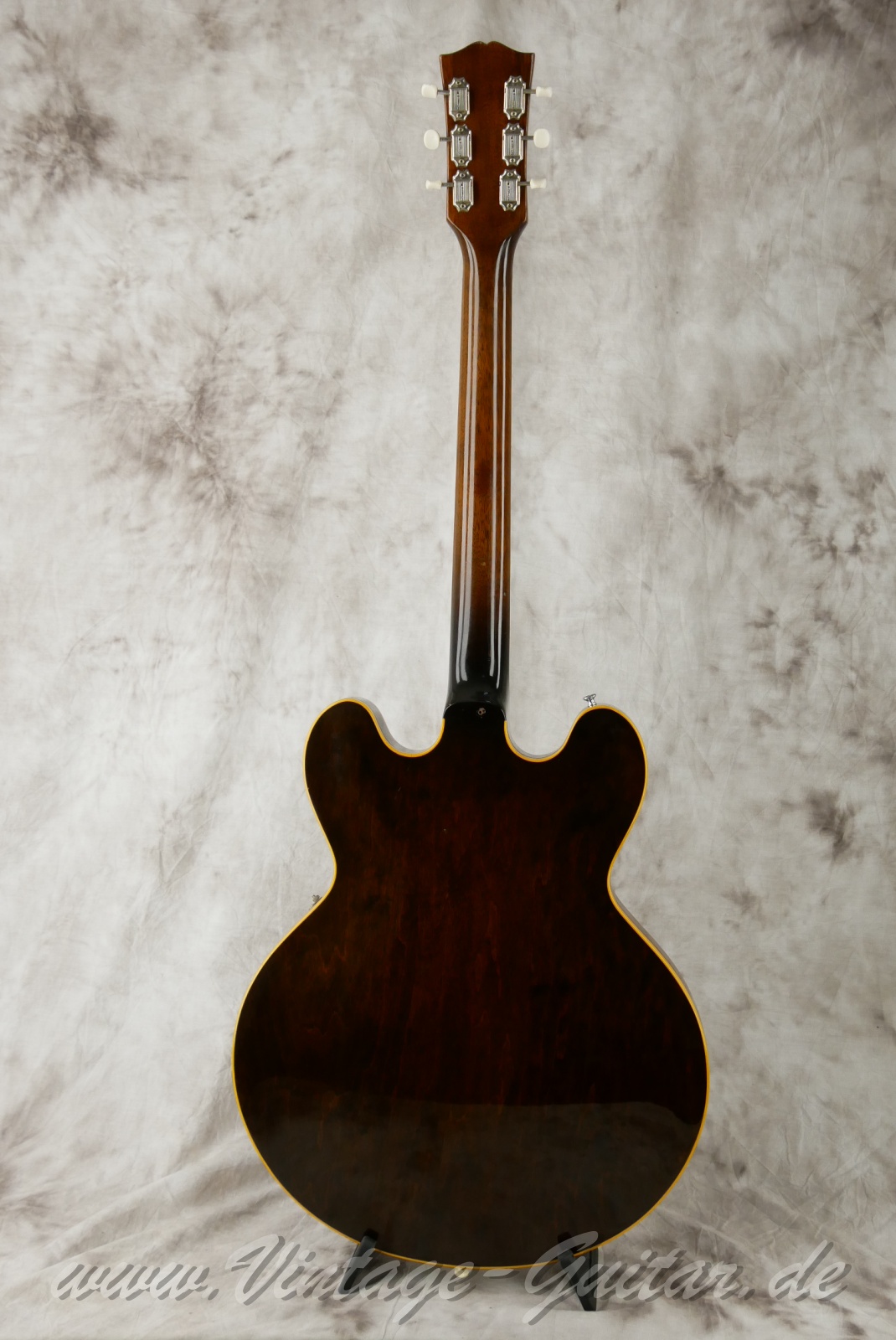 Gibson_es330td_cherryburst_usa_1959-002.jpg