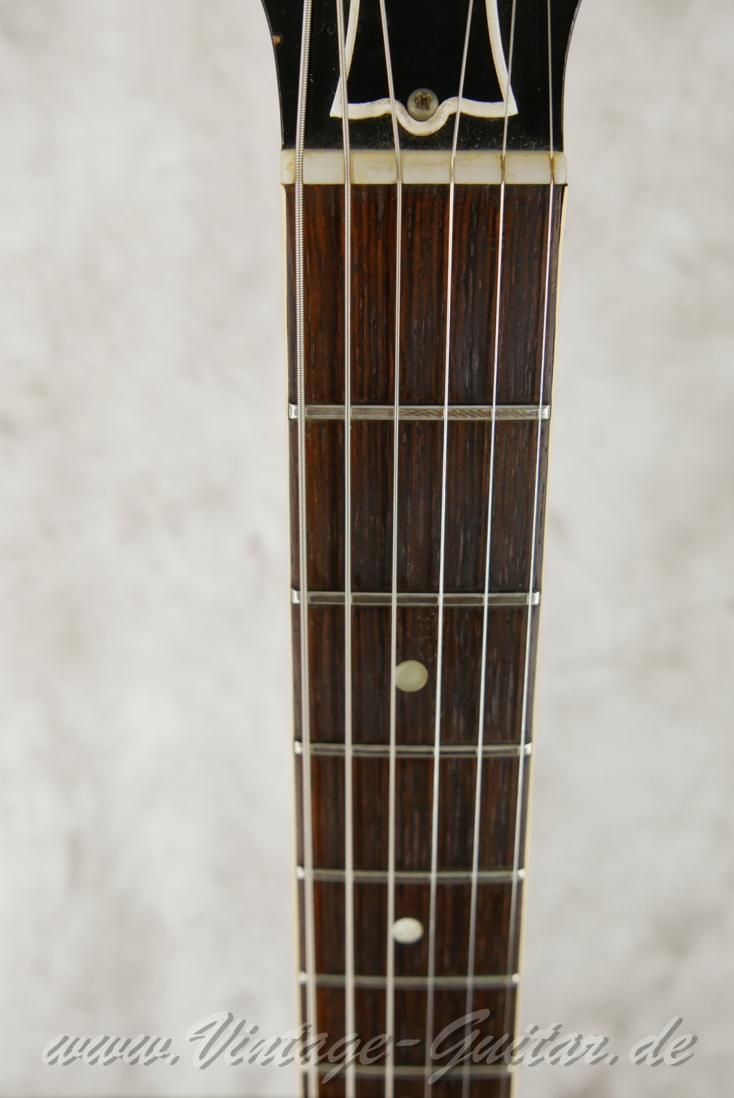 Gibson_es330td_cherryburst_usa_1959-005.jpg