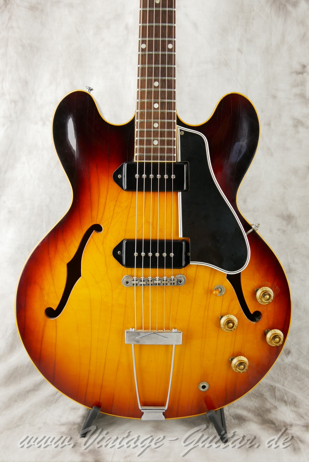 Gibson_es330td_cherryburst_usa_1959-007.jpg