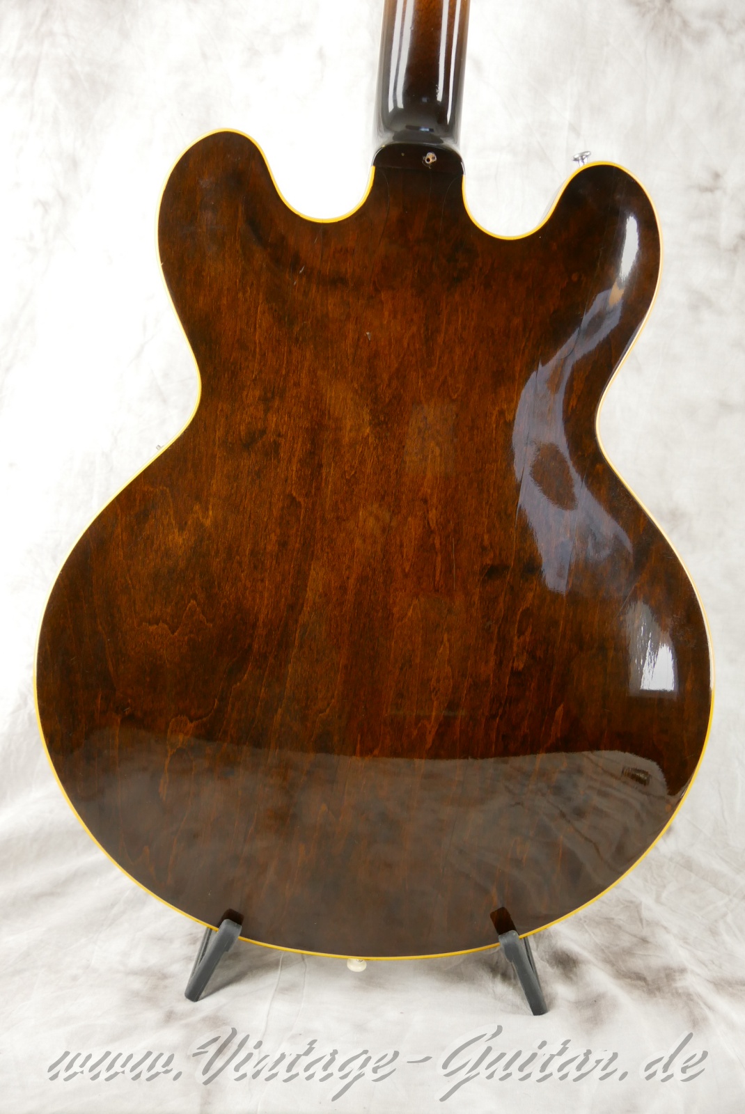Gibson_es330td_cherryburst_usa_1959-008.jpg