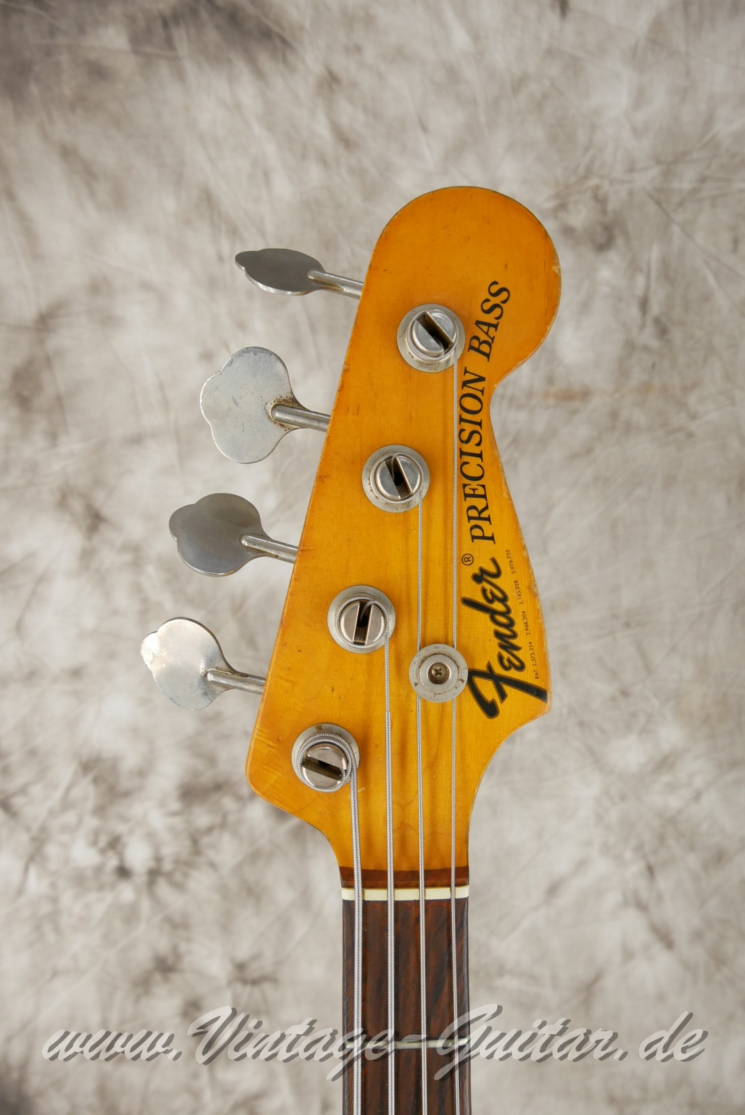 Fender_Precision_1971_Black_USA005.JPG