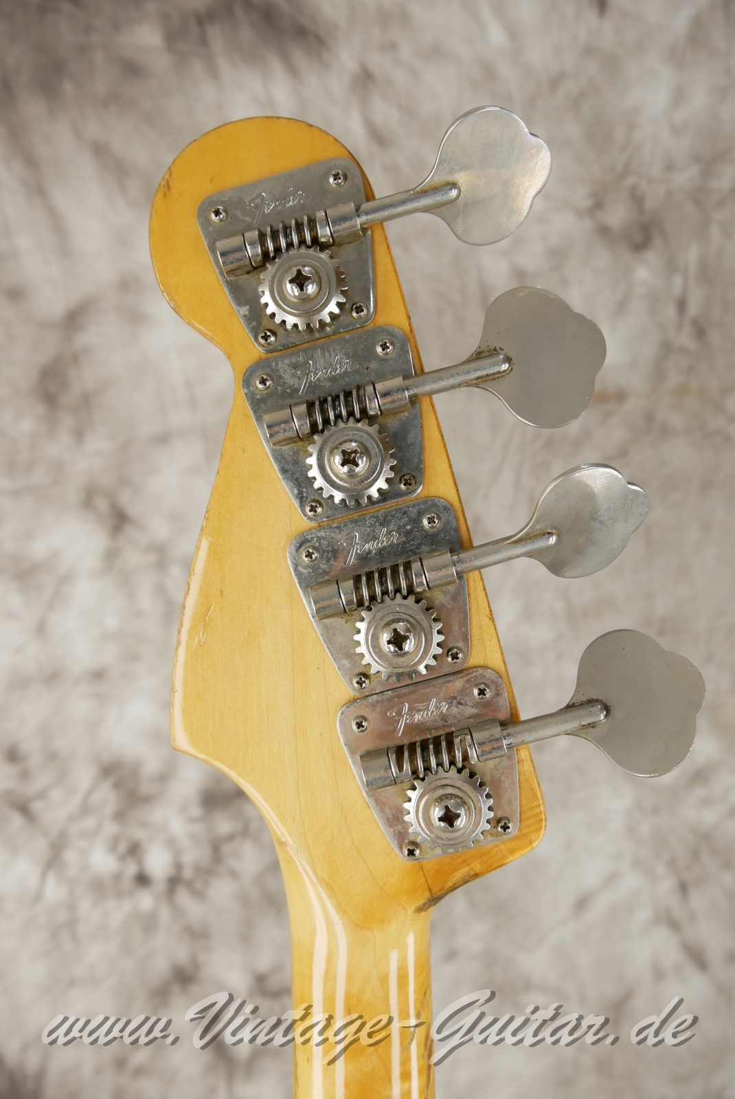 Fender_Precision_1971_Black_USA006.JPG