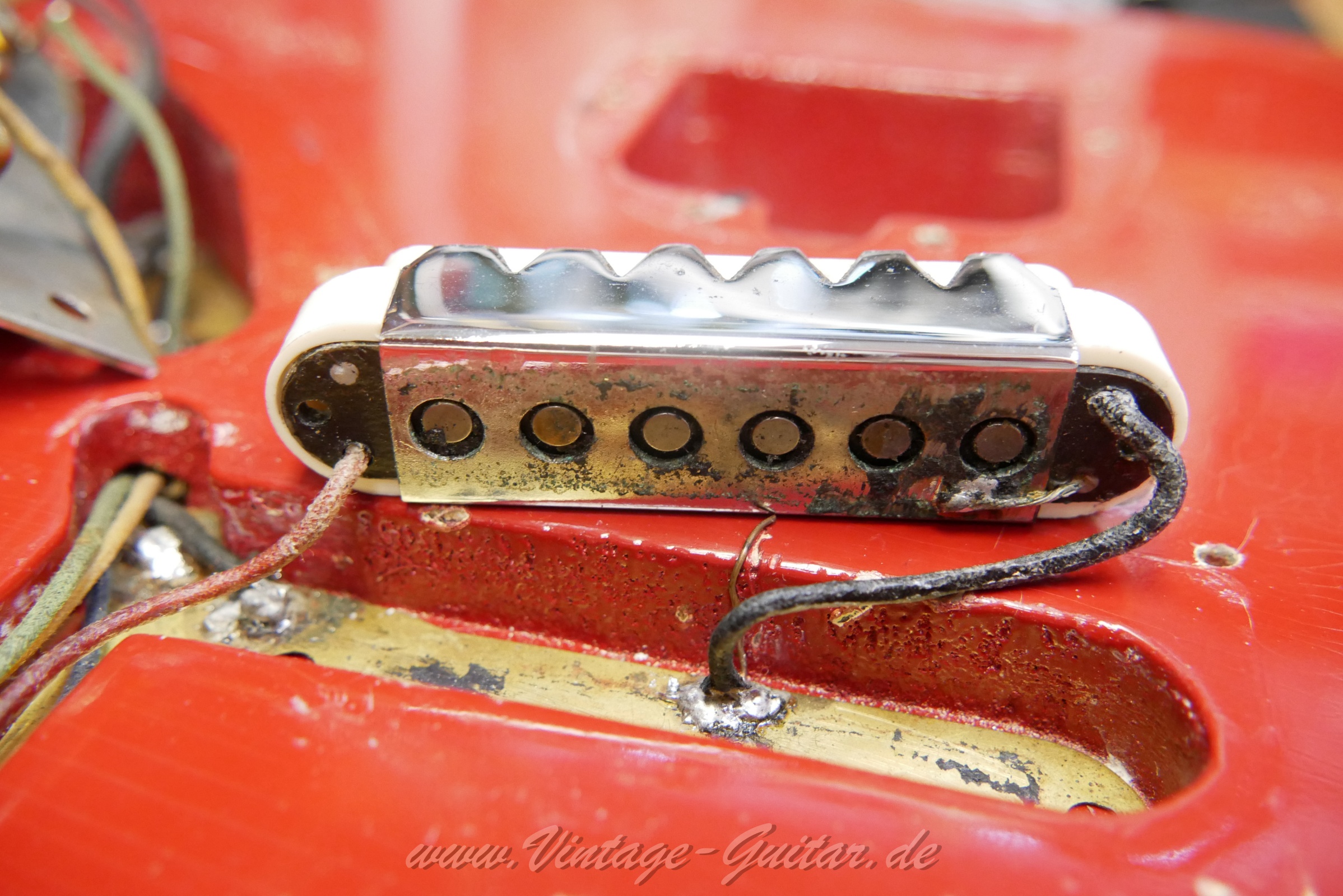 Fender_Jaguar_Dakota_red_1964_usa-024.jpg