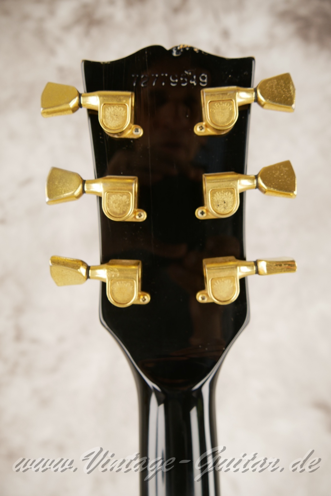 Gibson-Les-Paul-Custom-1979-black-005.JPG