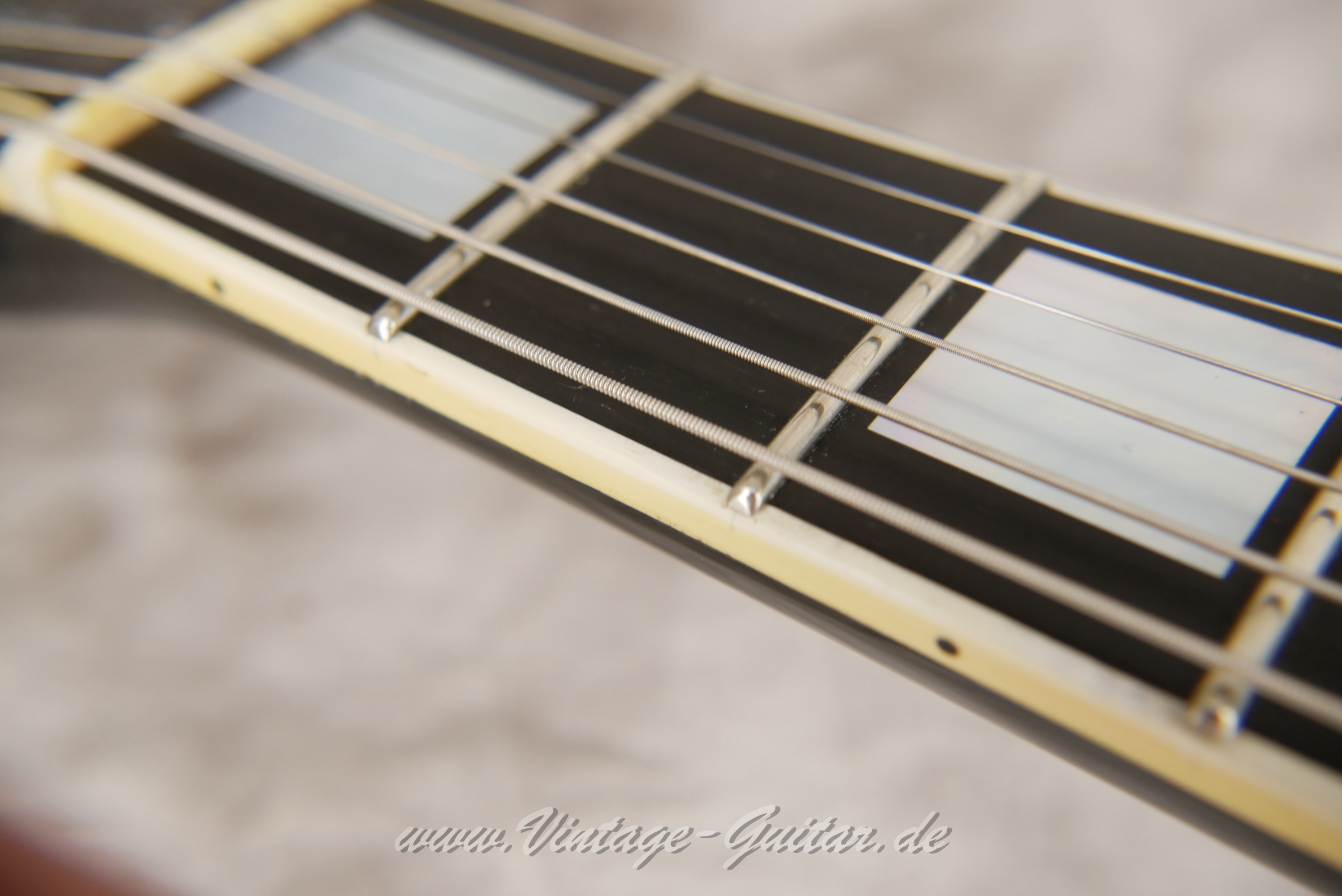 Gibson-Les-Paul-Custom-1979-black-015.JPG