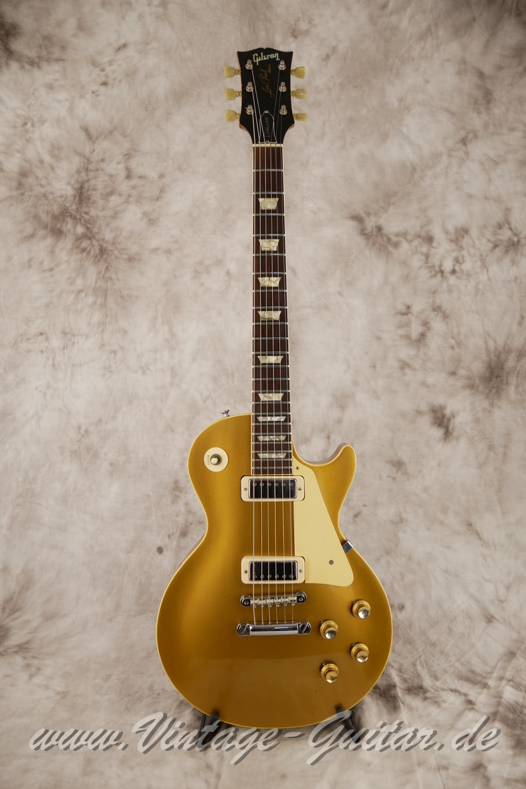 Gibson_Les_Paul_Deluxe_goldtop_1969-001.JPG