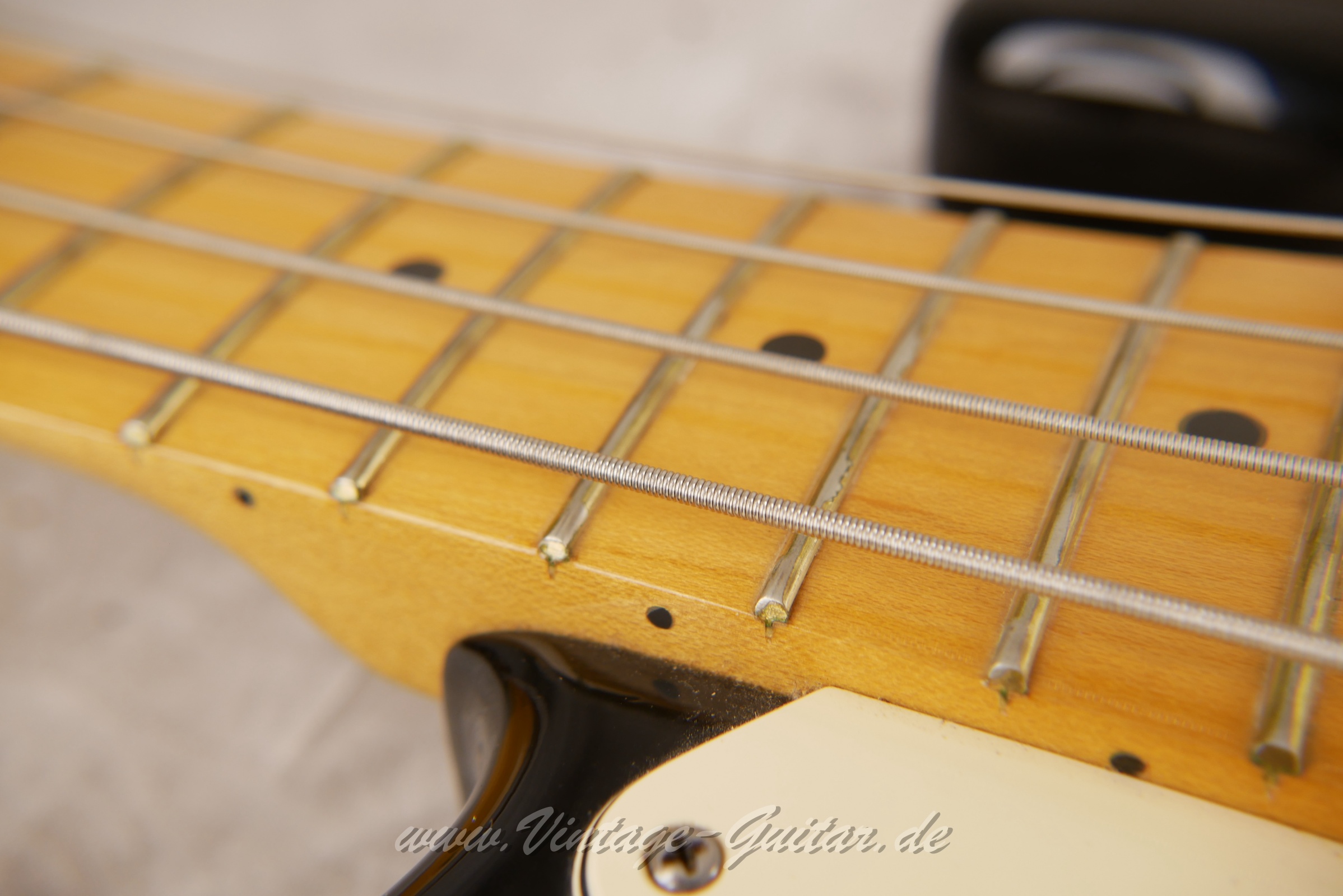 Fender-Precision-Elite-II-1983-black-015.JPG