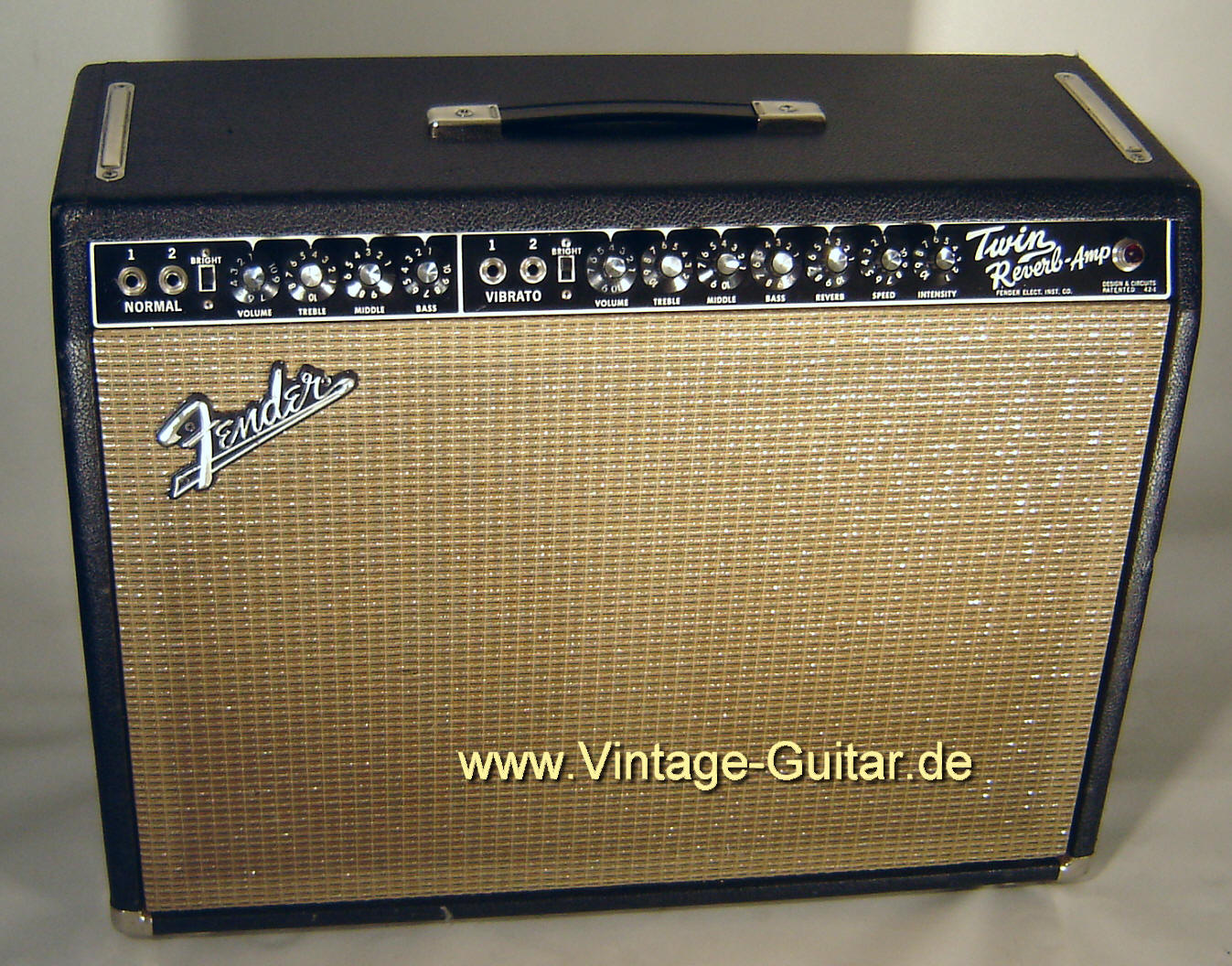 Fender-Twin-Reverb-Amp-1964.jpg